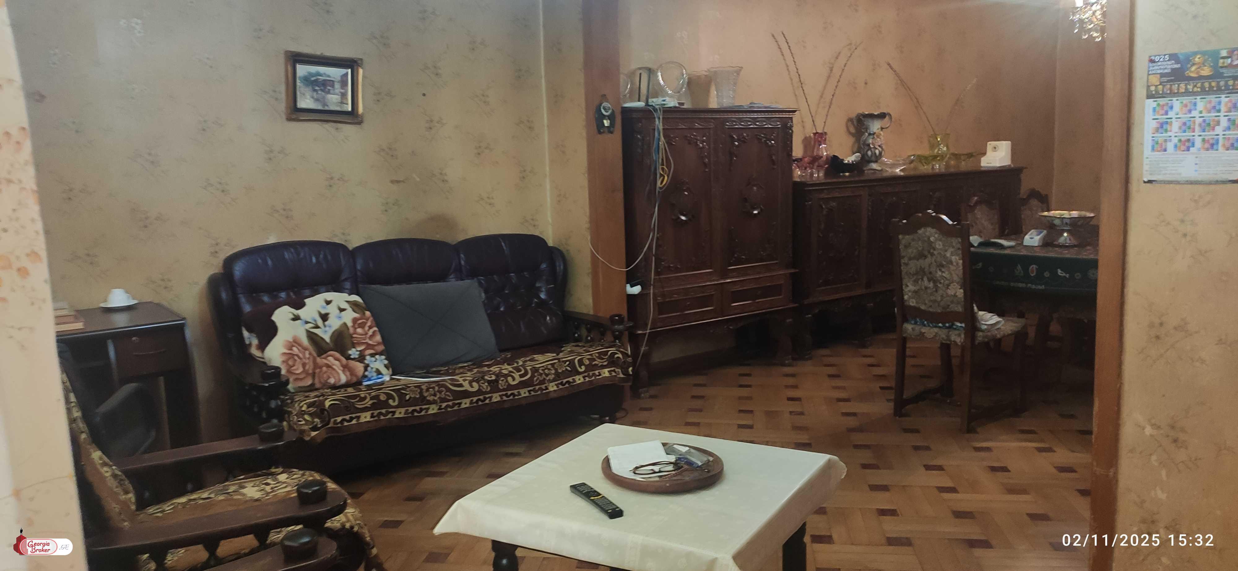 old repaired 3-room apartment for sale