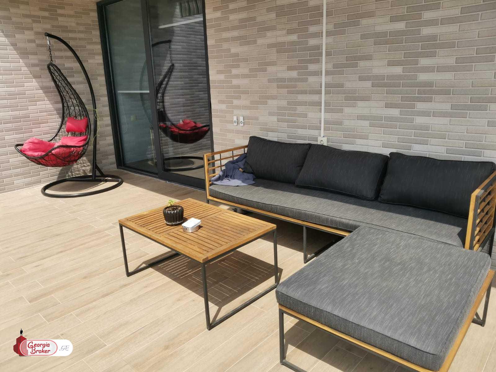 nearly repaired 3-room apartment for sale