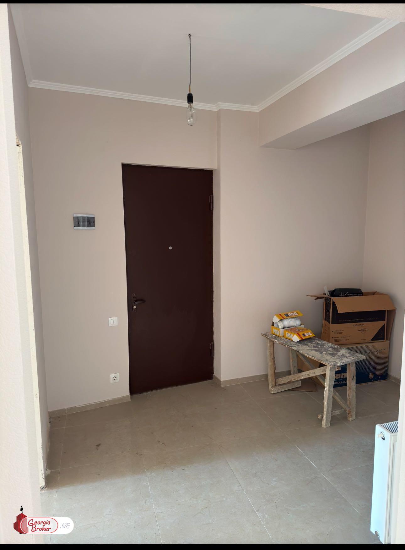 nearly repaired 3-room apartment for sale