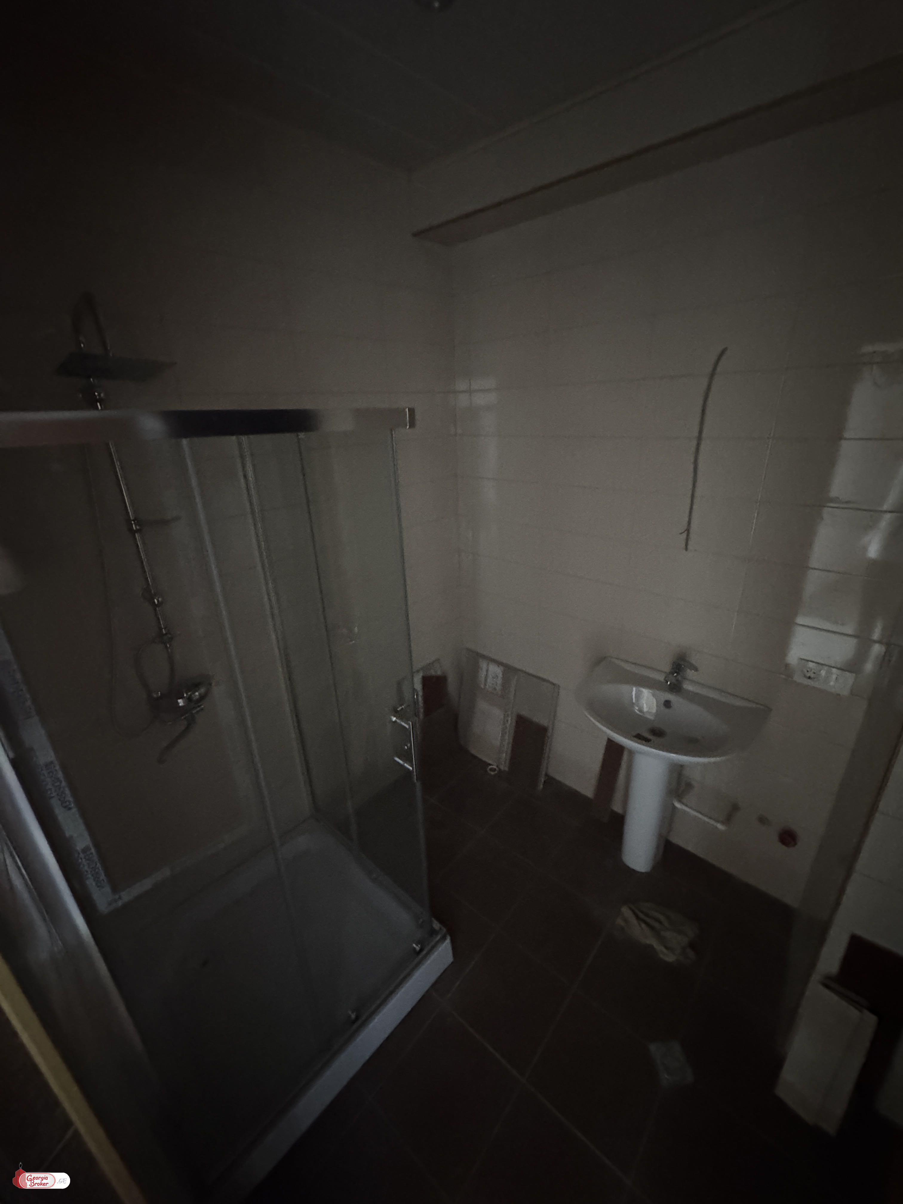 nearly repaired 3-room apartment for sale