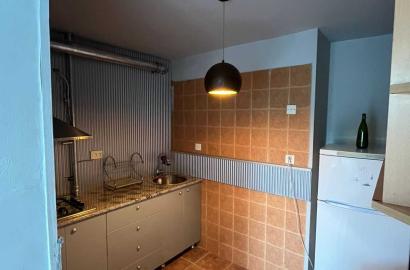 продается квартира с новым ремонтом 4-комнаты