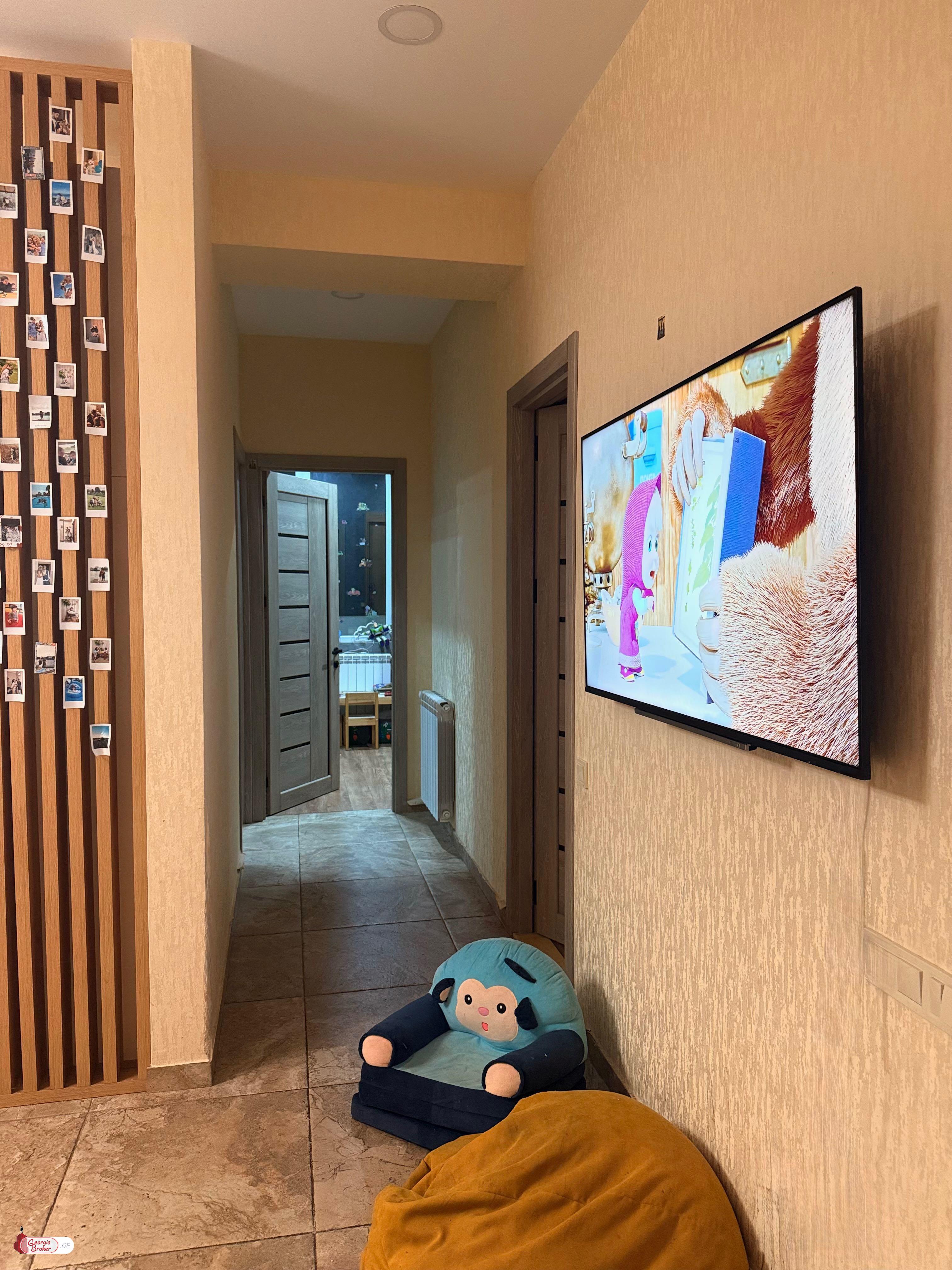 იყიდება ახალი გარემონტებული 3 ოთახიანი ბინა