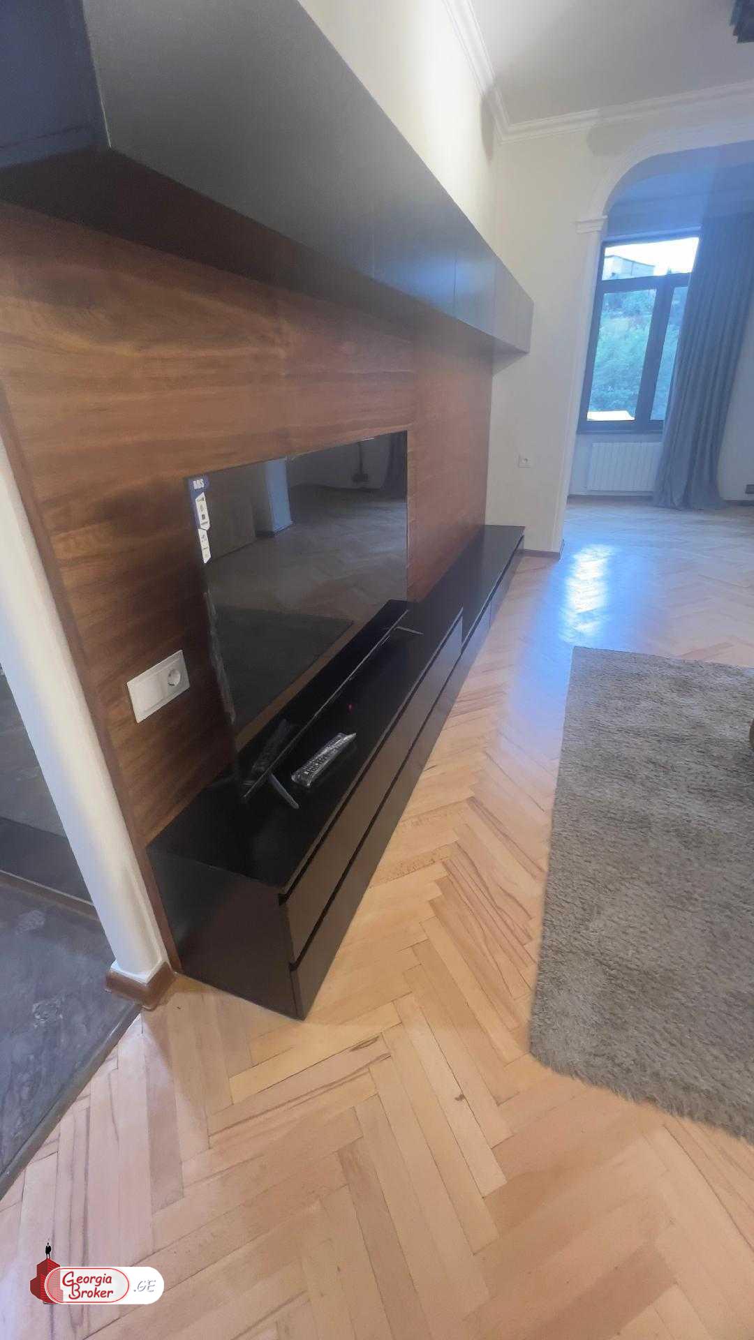 nearly repaired 4-room apartment for sale