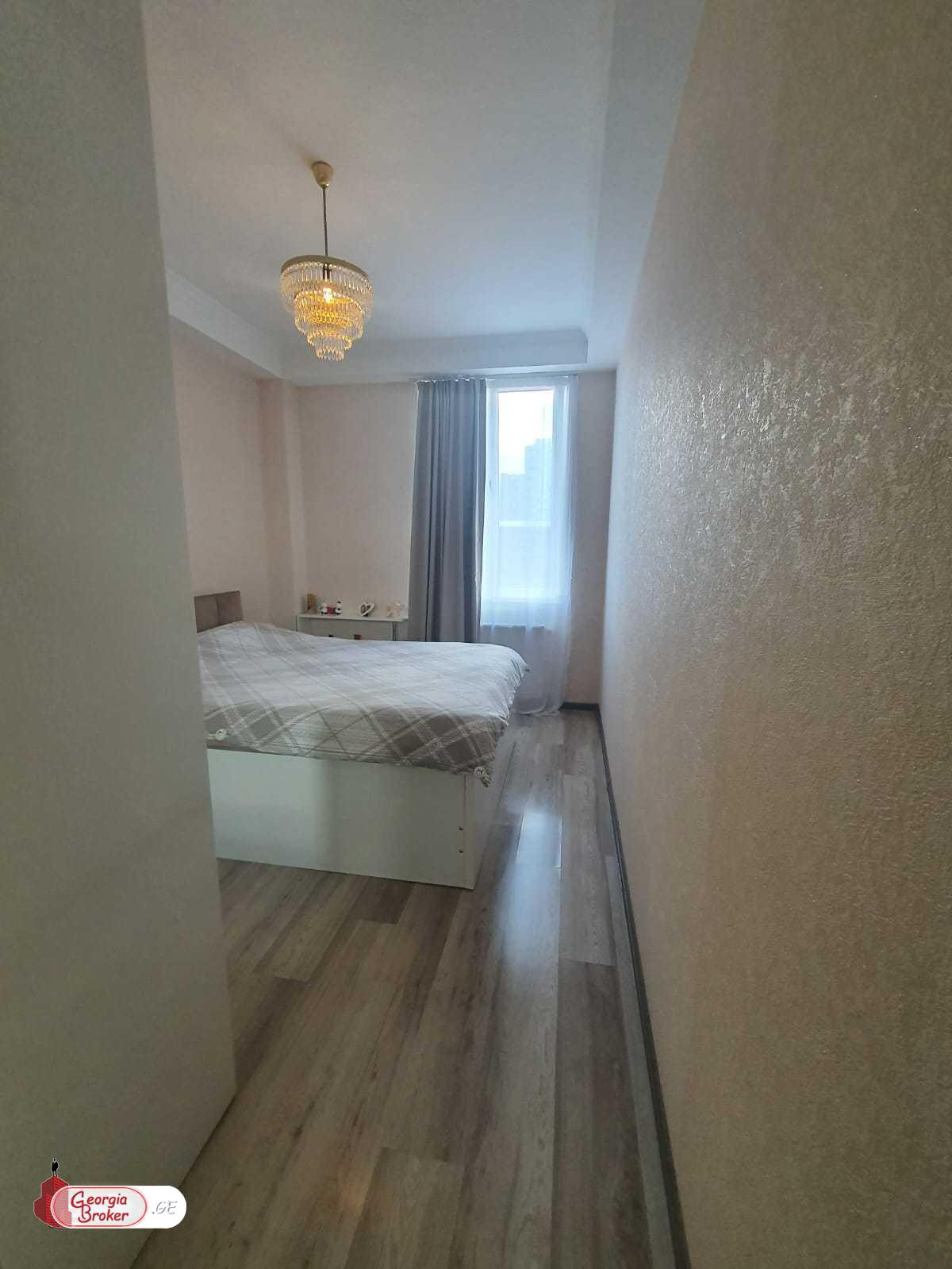 nearly repaired 2-room apartment for sale