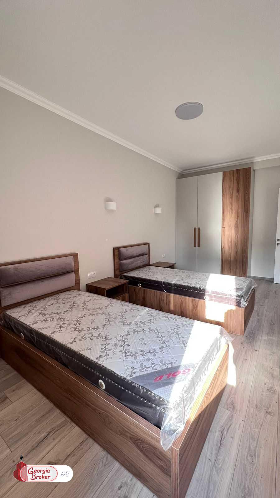 nearly repaired 3-room apartment for sale