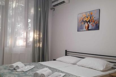 продается квартира с новым ремонтом 3-комнаты