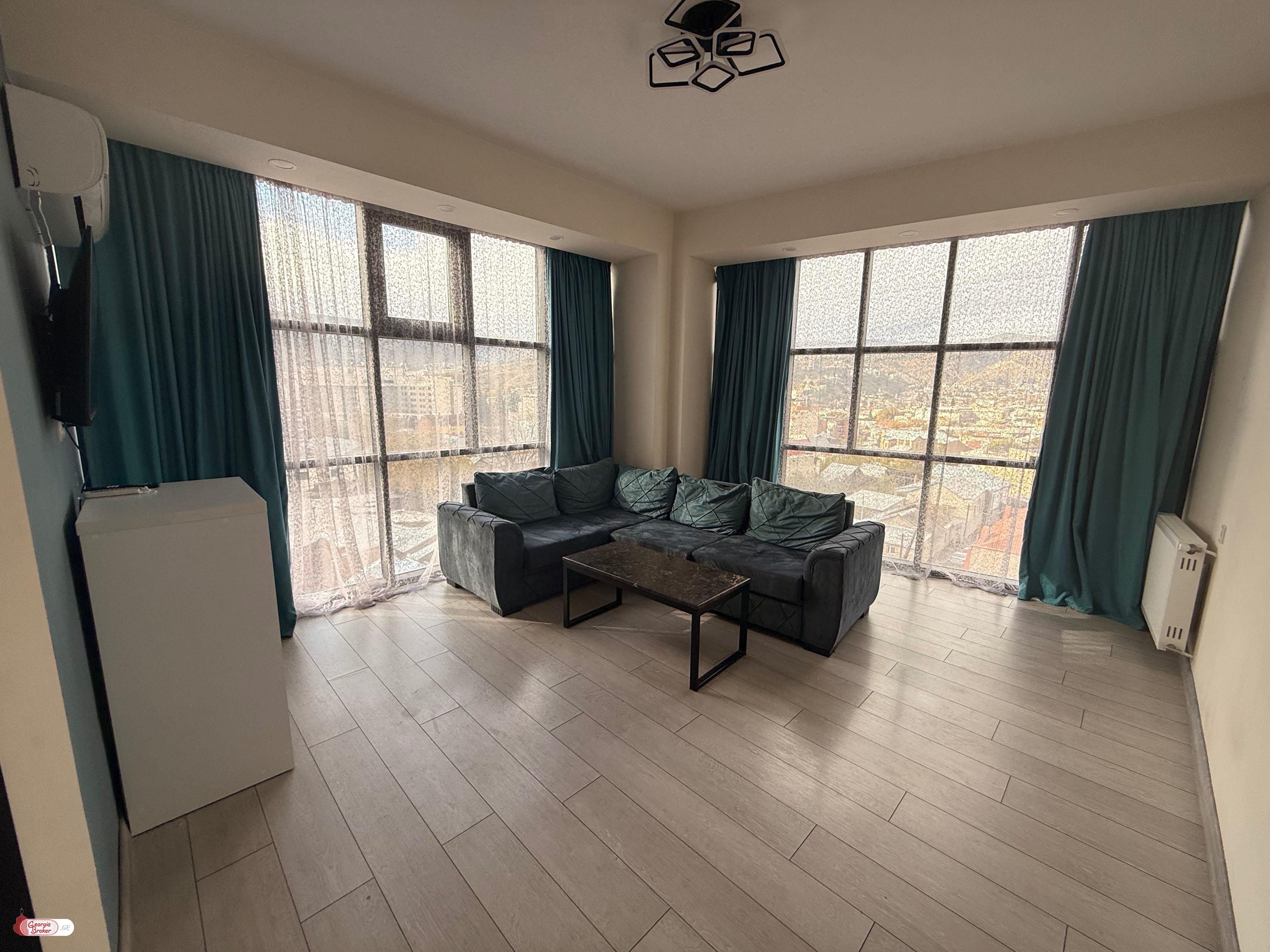 იყიდება ახალი გარემონტებული 3 ოთახიანი ბინა