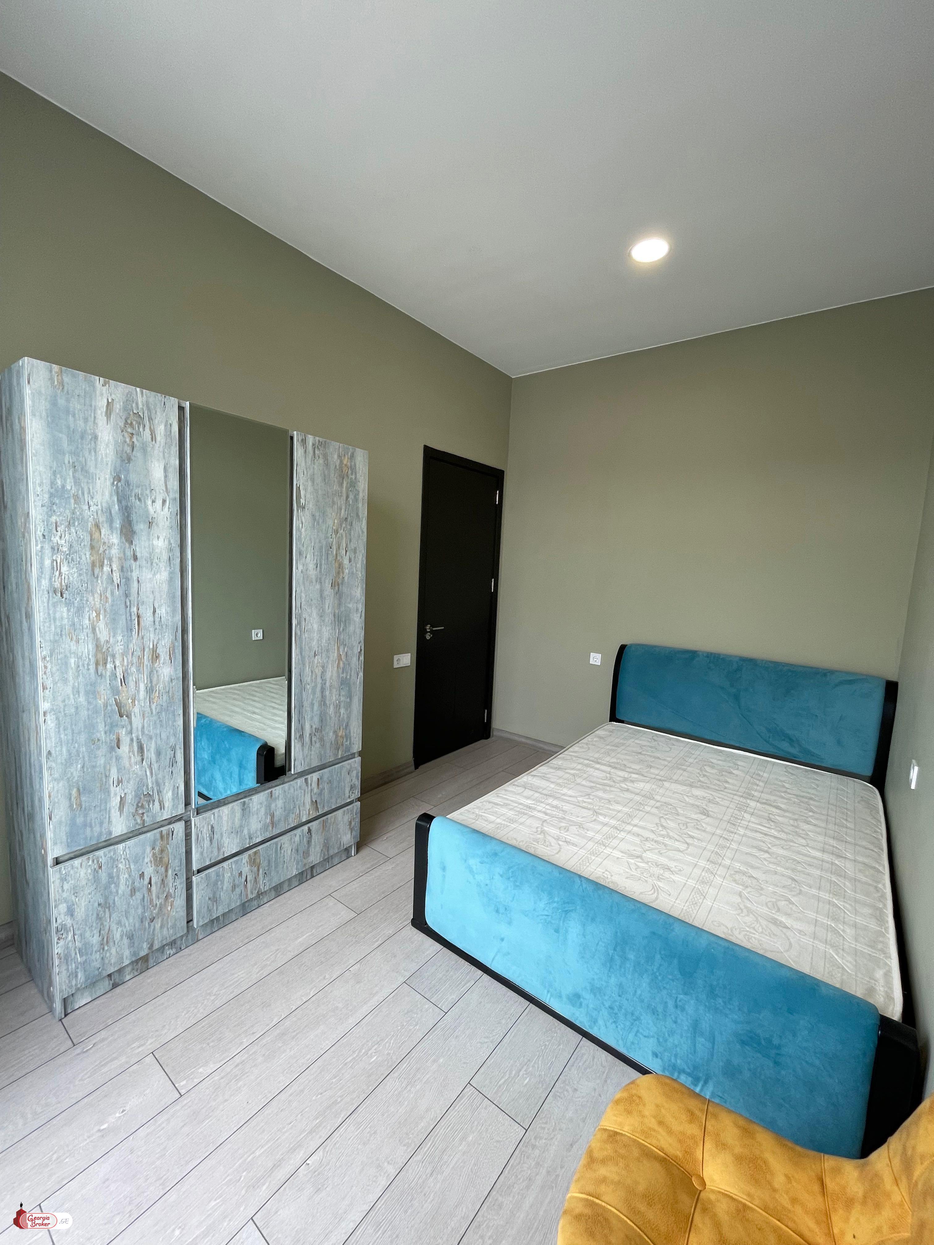 იყიდება ახალი გარემონტებული 3 ოთახიანი ბინა