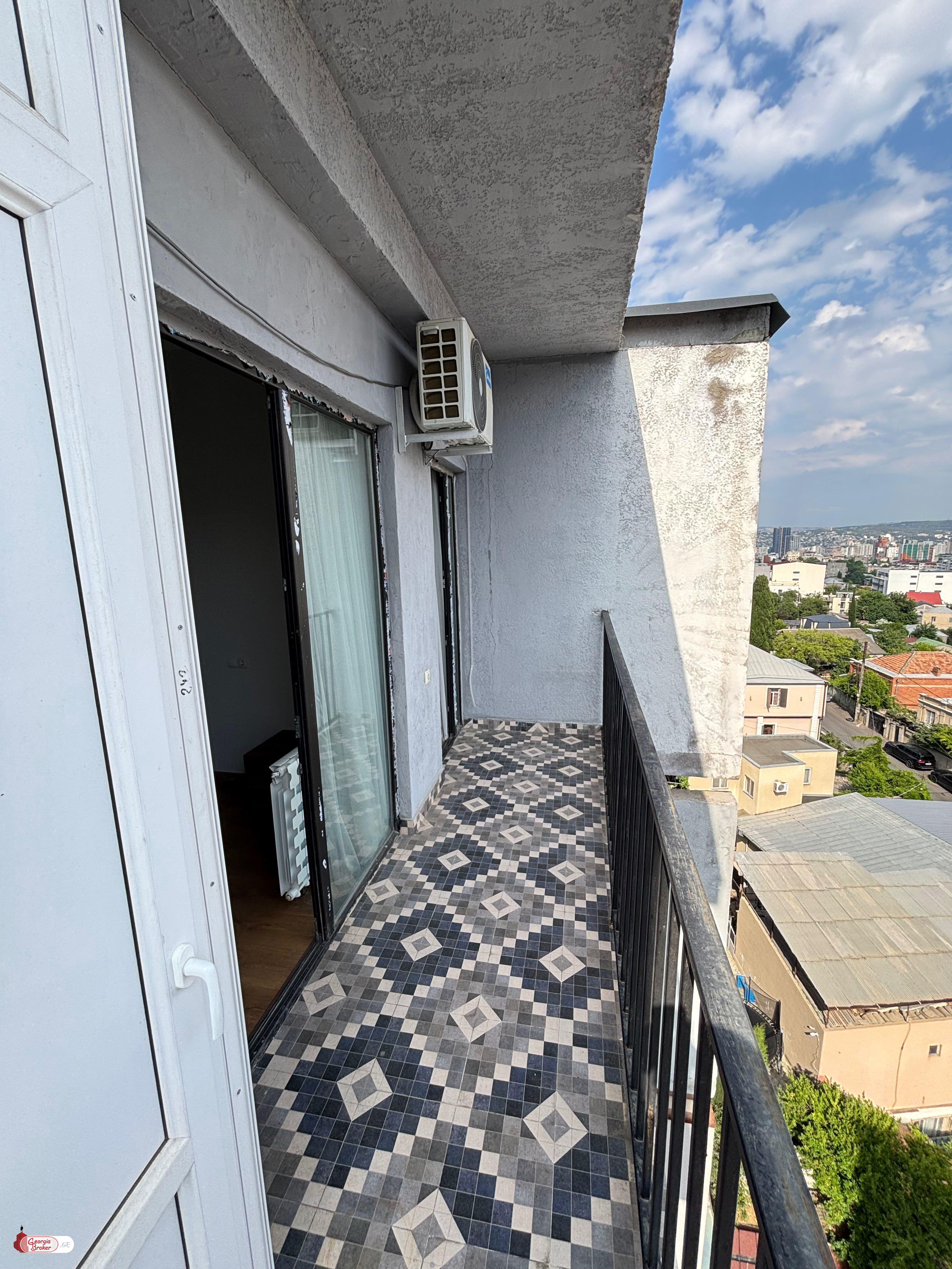 nearly repaired 4-room apartment for sale