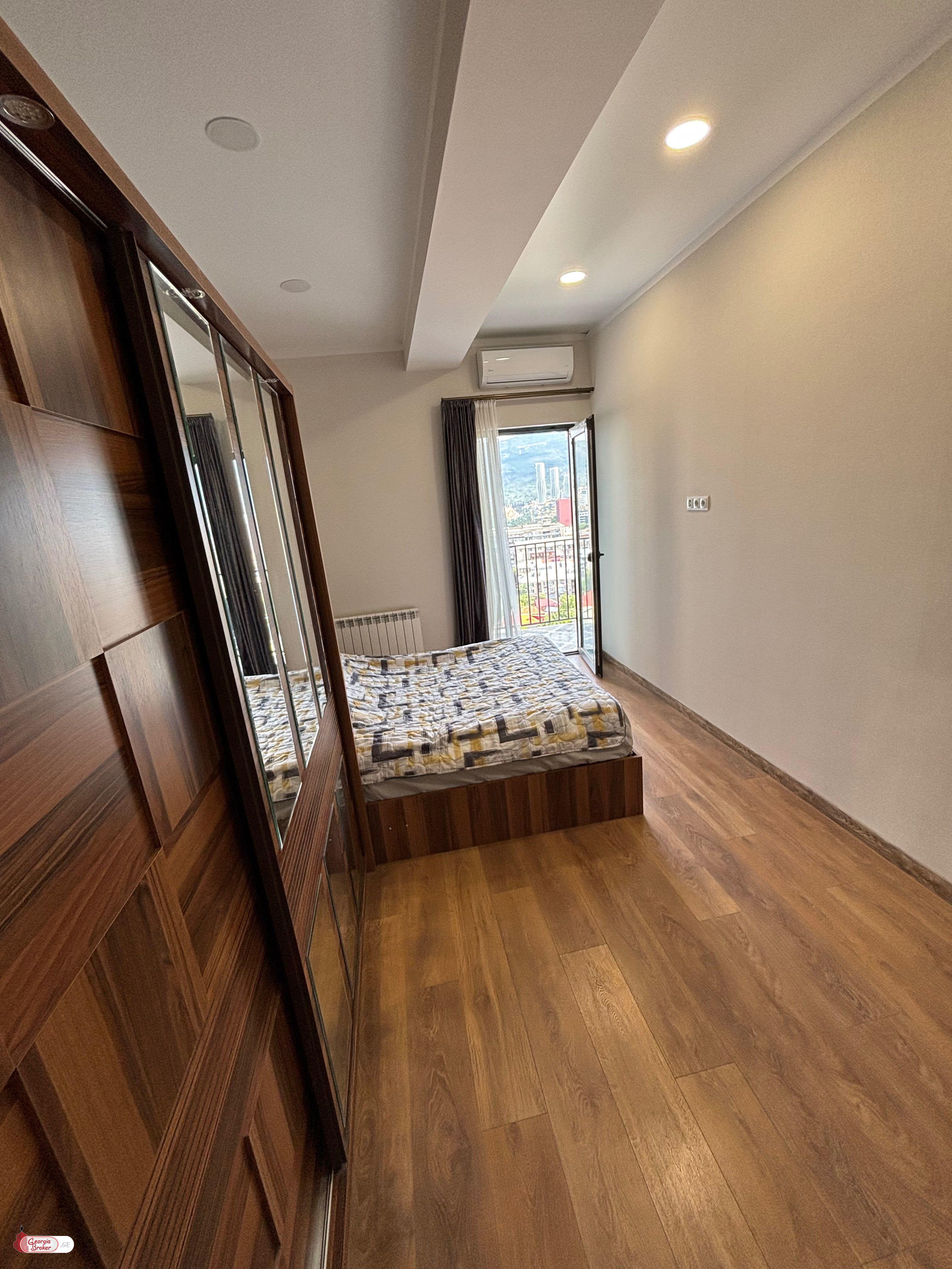 nearly repaired 4-room apartment for sale