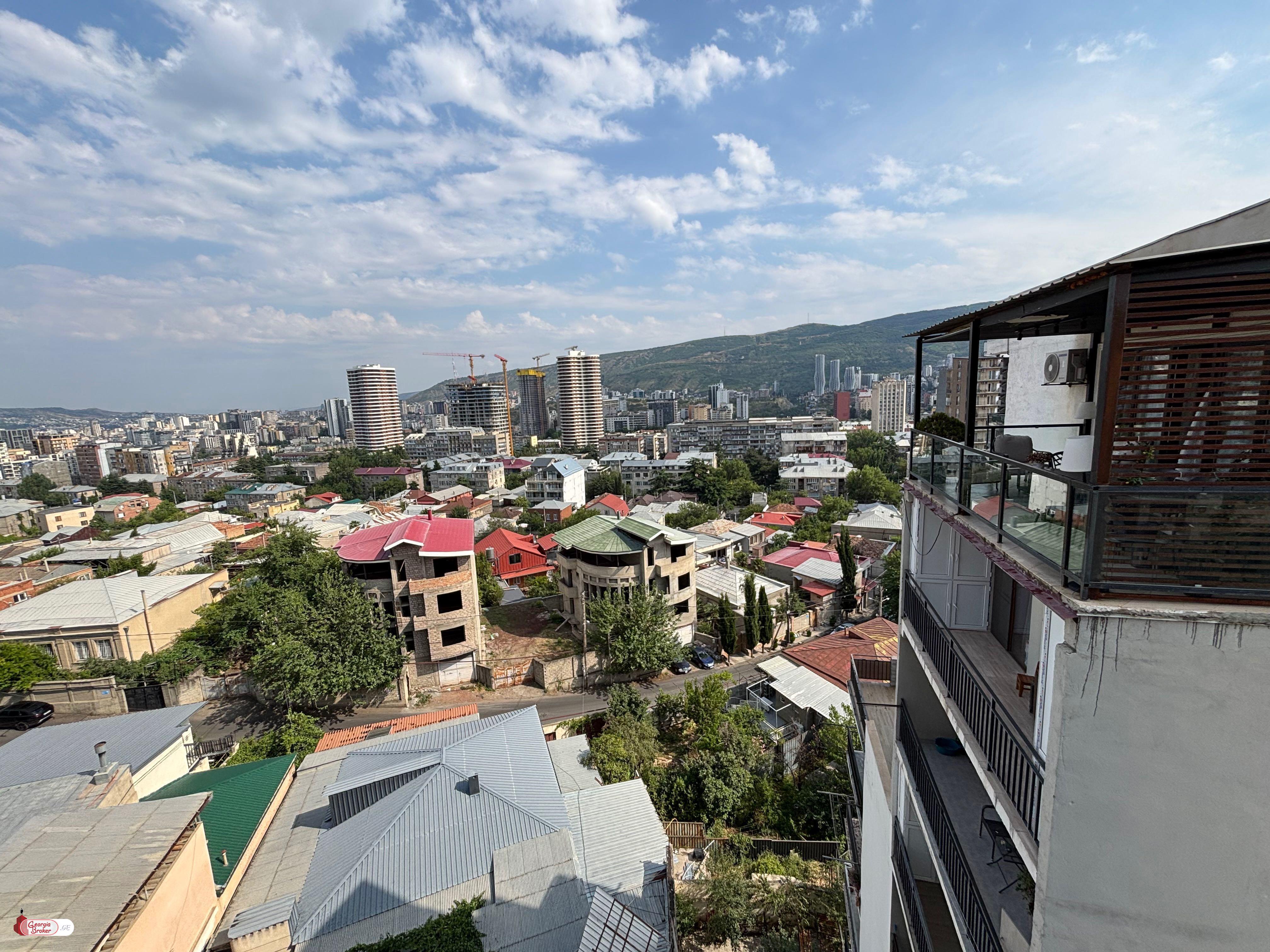 nearly repaired 4-room apartment for sale