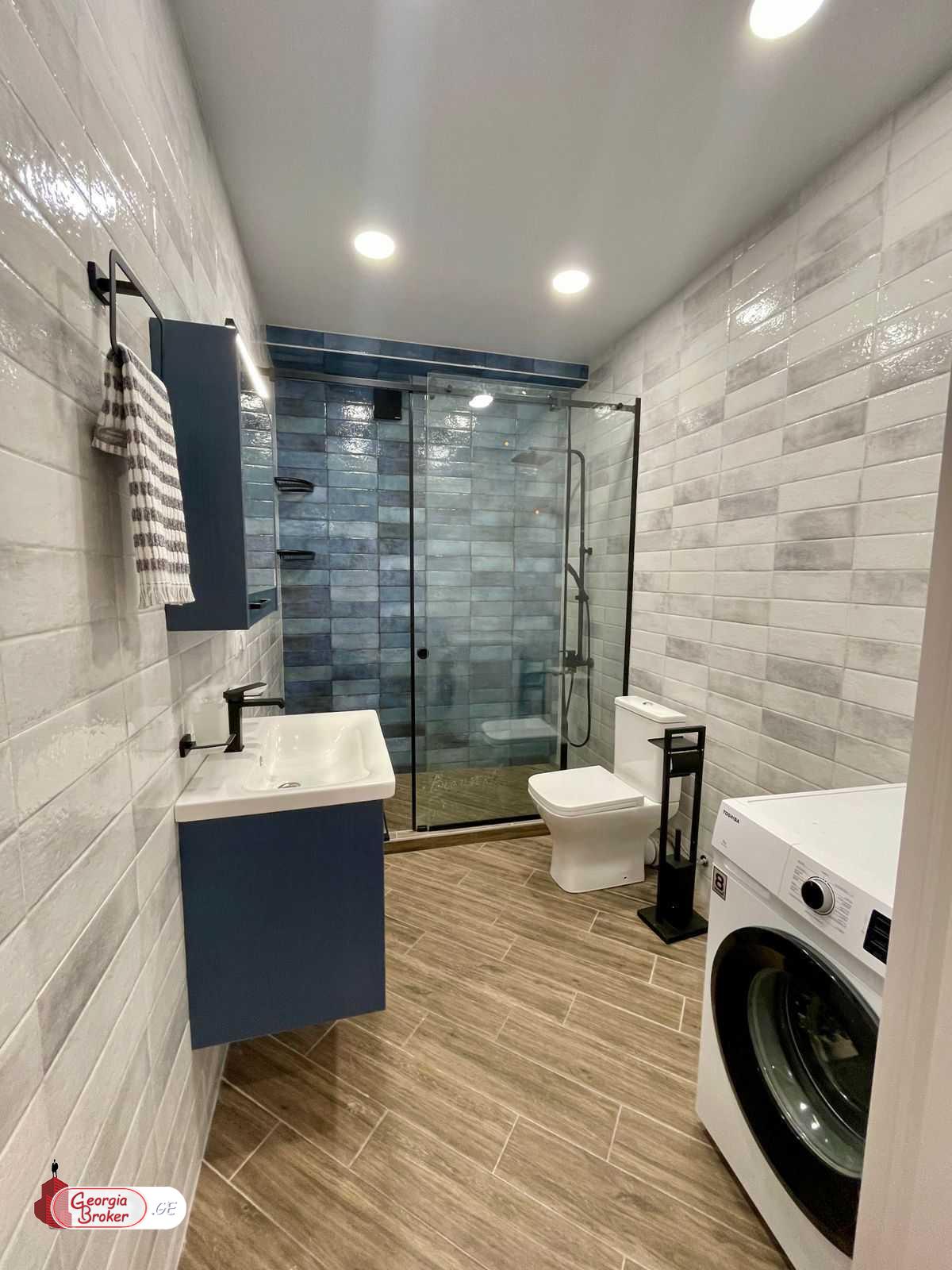 იყიდება ახალი გარემონტებული 4 ოთახიანი ბინა