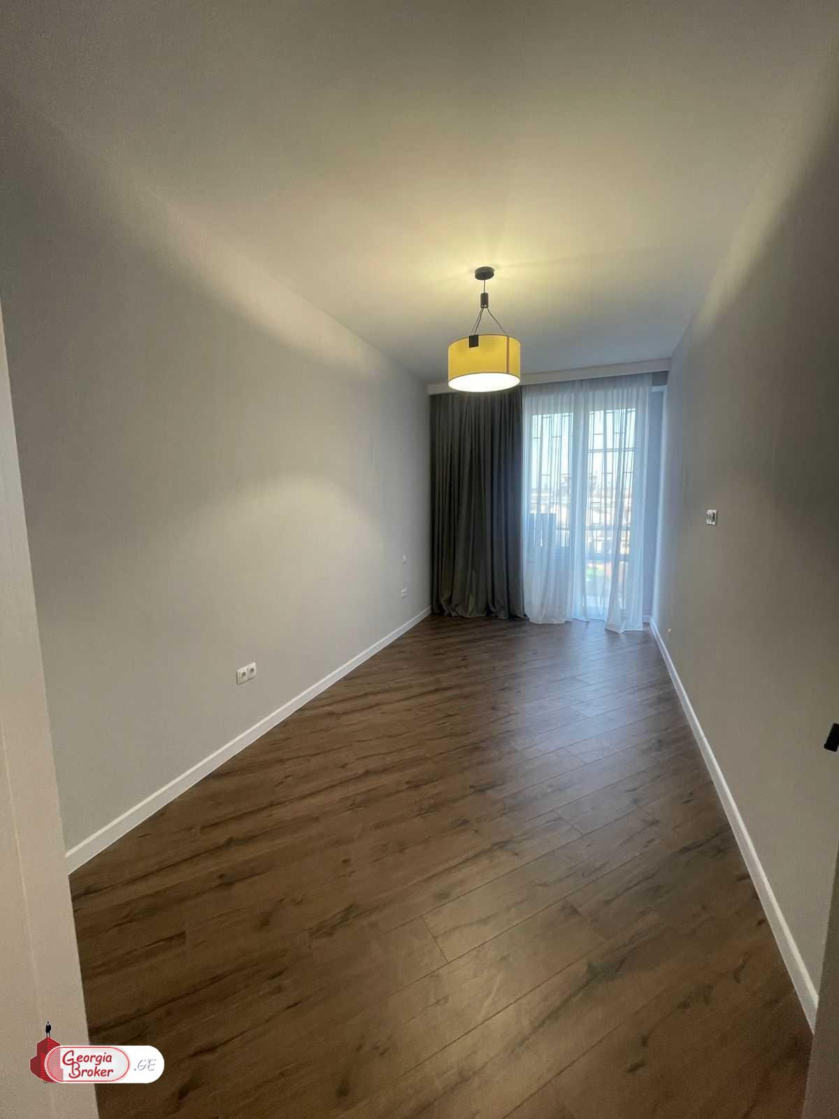 იყიდება ახალი გარემონტებული 4 ოთახიანი ბინა