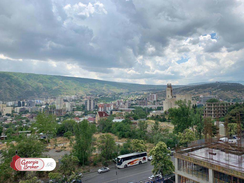 იყიდება ახალი გარემონტებული 2 ოთახიანი ბინა