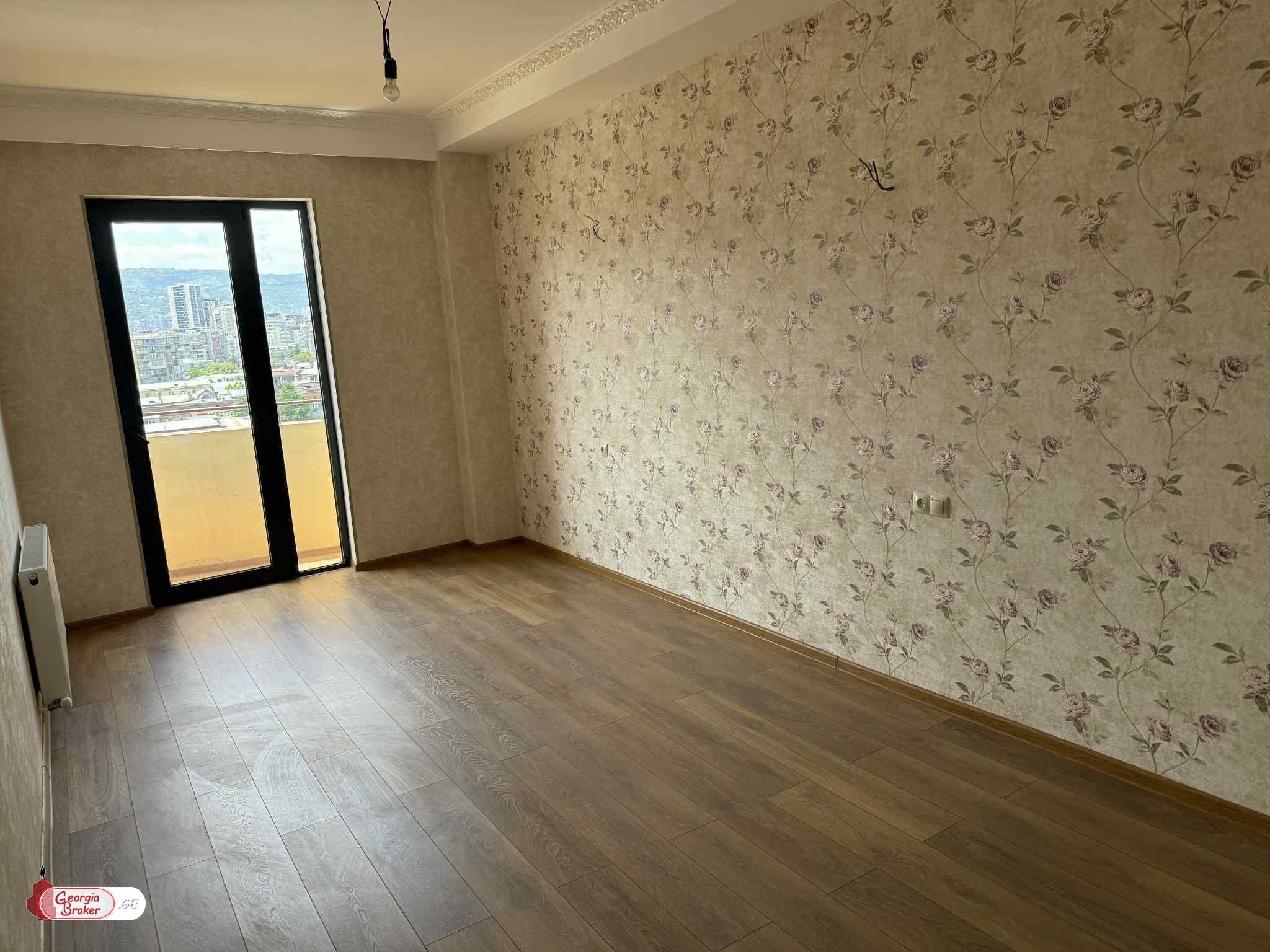 nearly repaired 4-room apartment for sale