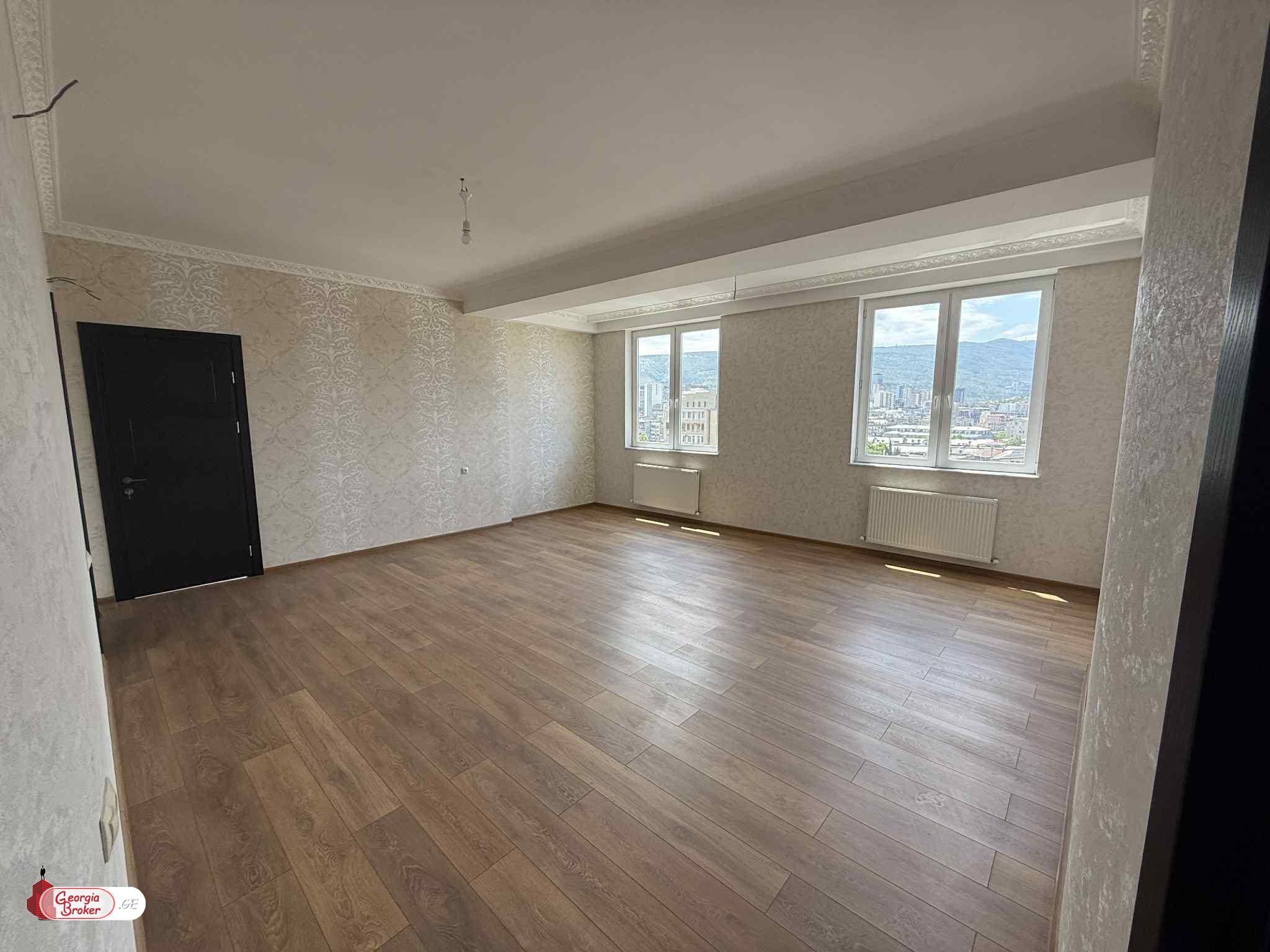 nearly repaired 4-room apartment for sale