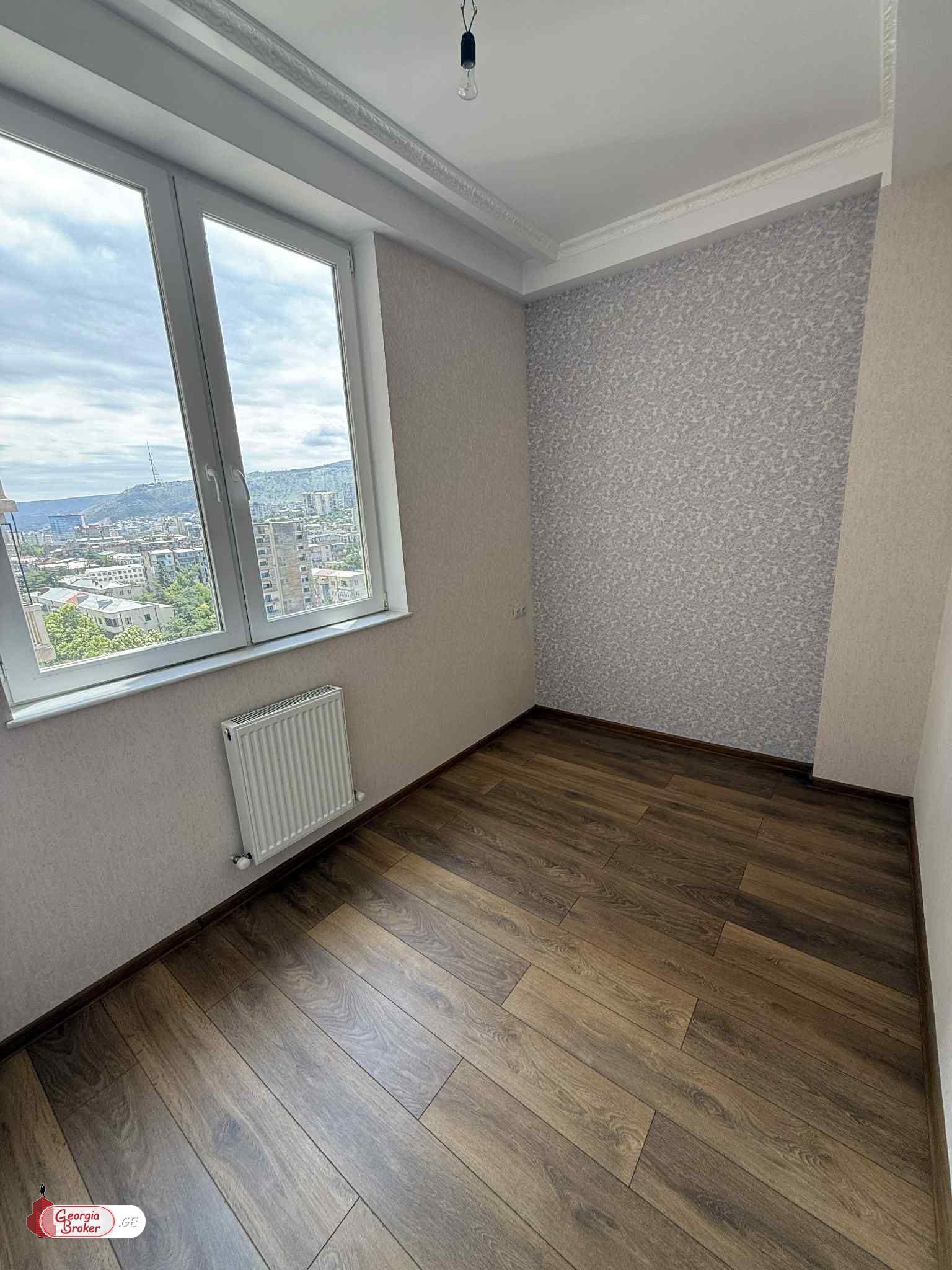 nearly repaired 4-room apartment for sale