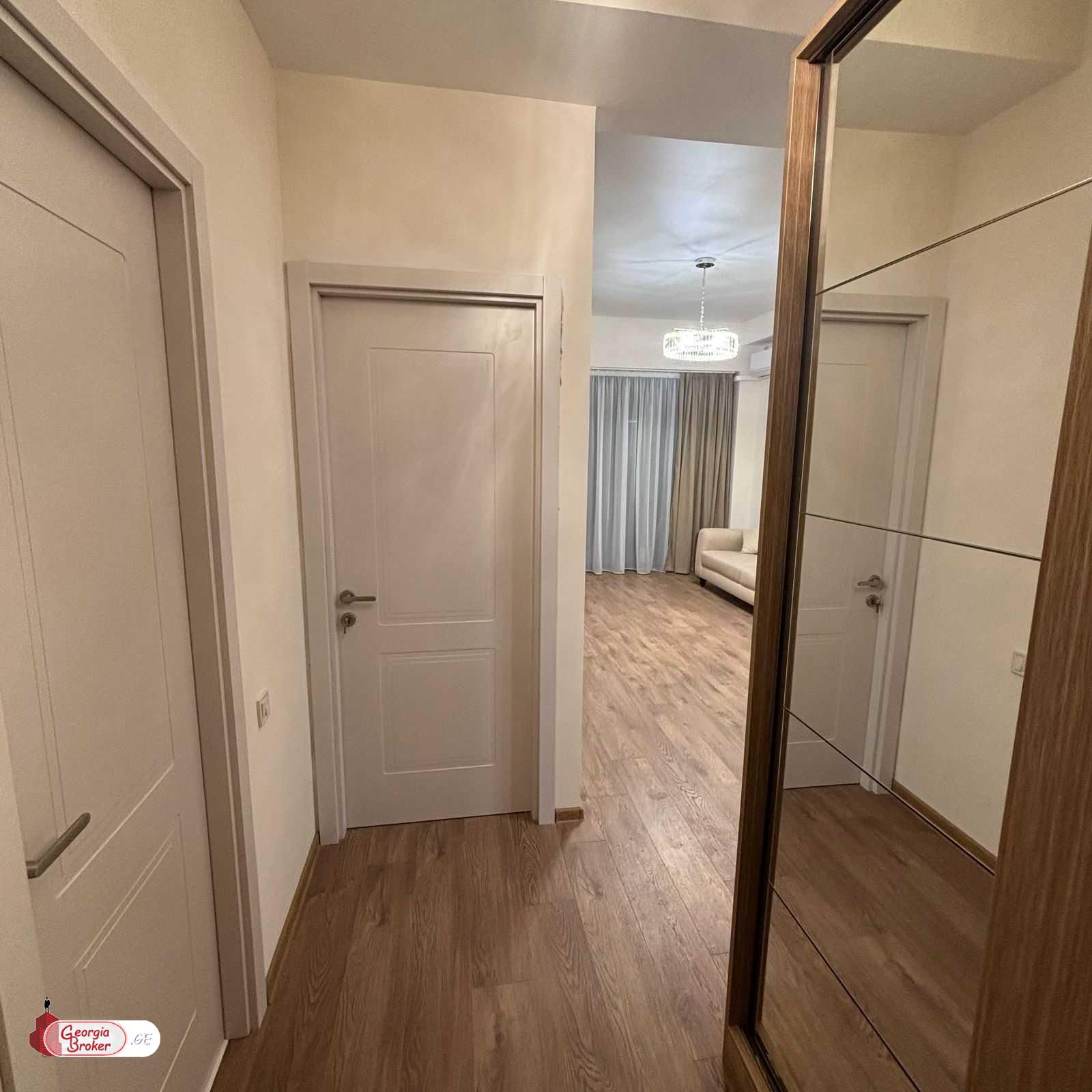 продается квартира с новым ремонтом 2-комнаты