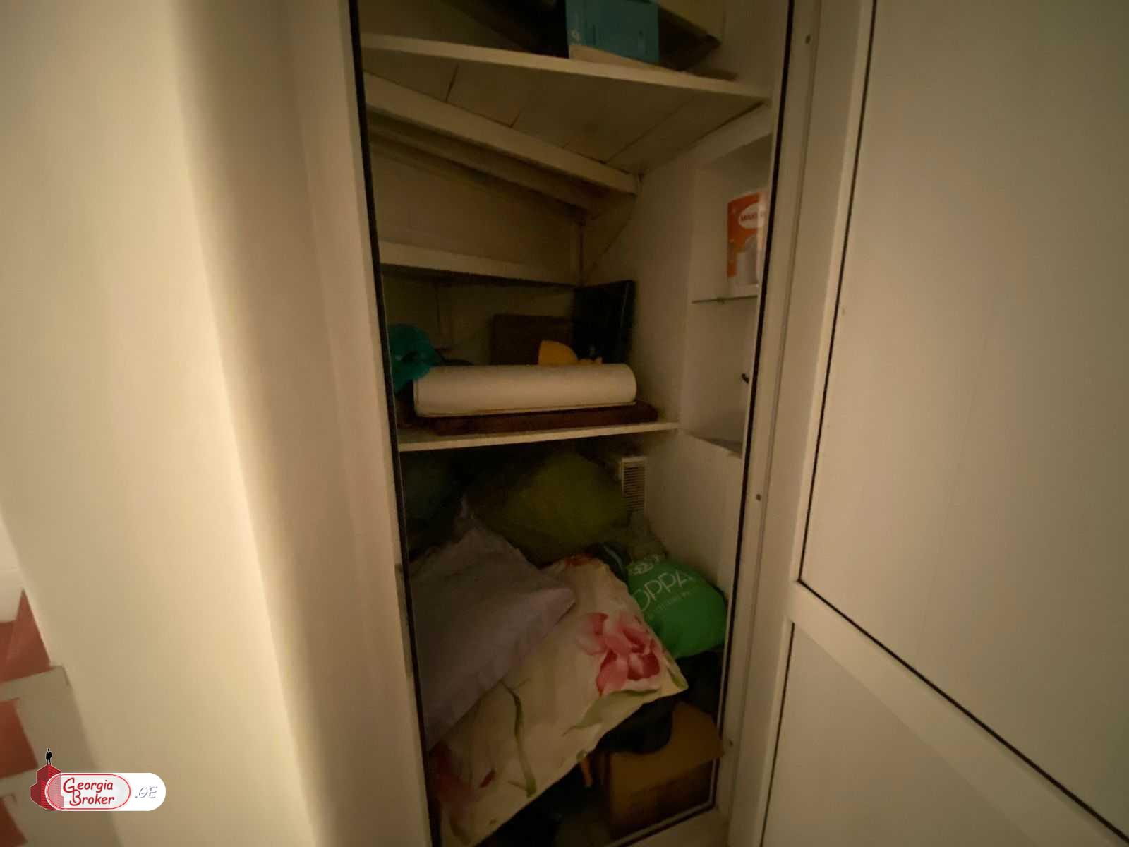 იყიდება ახალი გარემონტებული 3 ოთახიანი ბინა