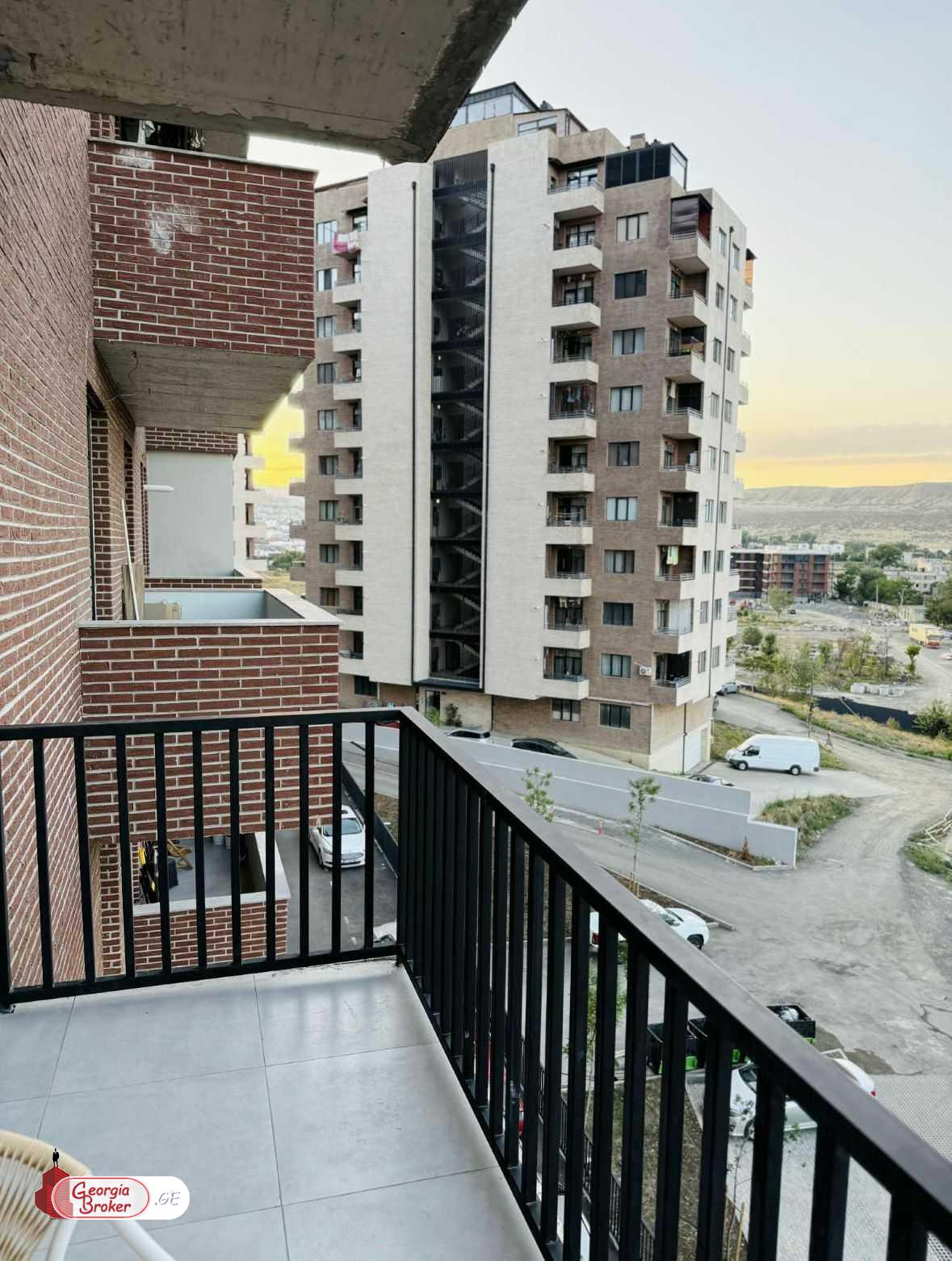 продается квартира с новым ремонтом 2-комнаты