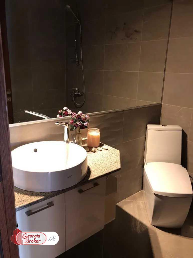 nearly repaired 7-room apartment for sale