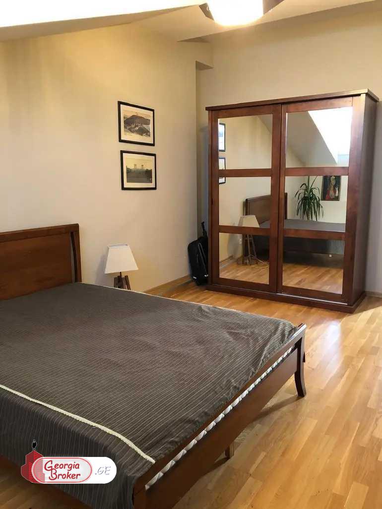 nearly repaired 7-room apartment for sale