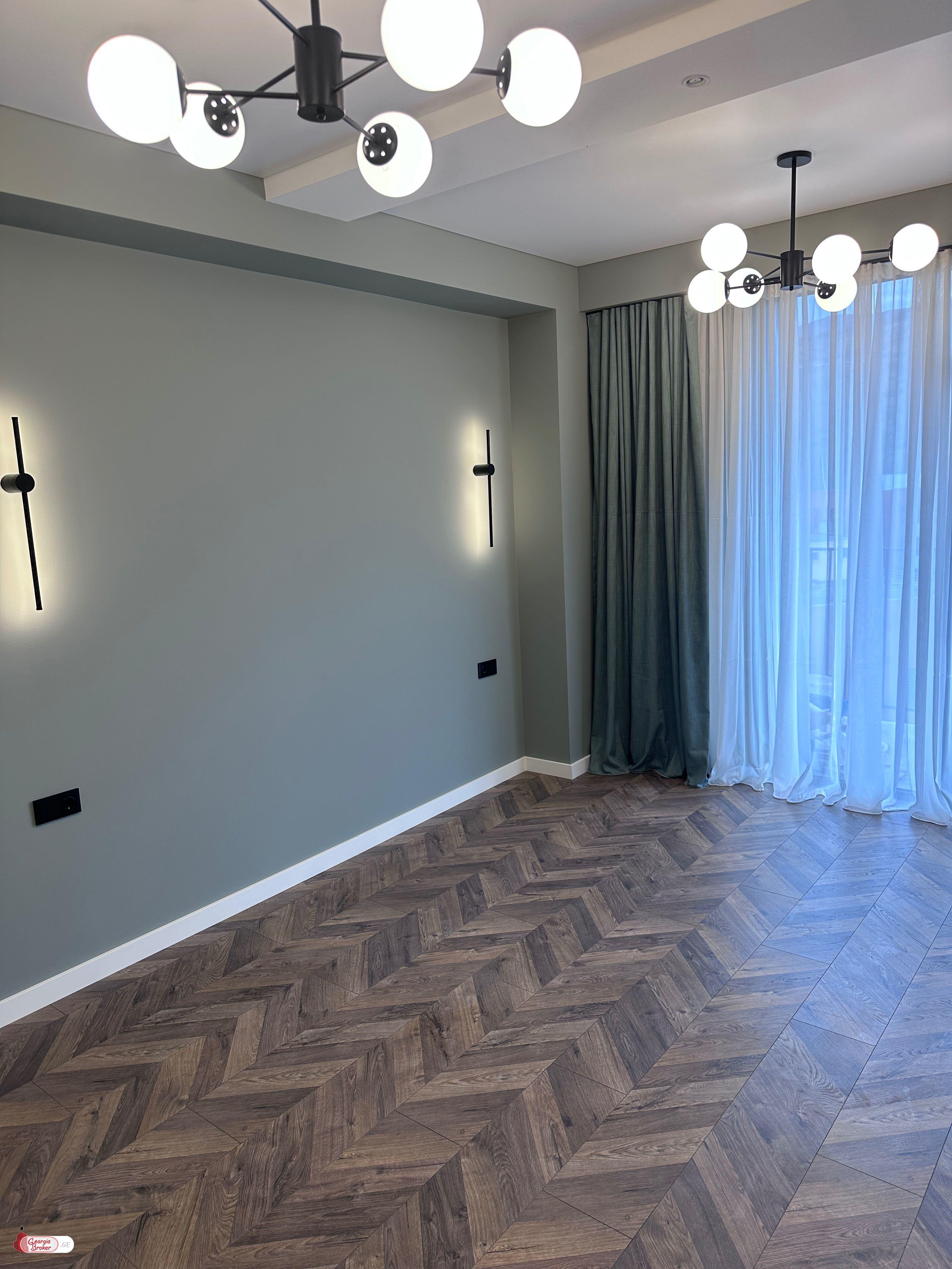 იყიდება ახალი გარემონტებული 2 ოთახიანი ბინა