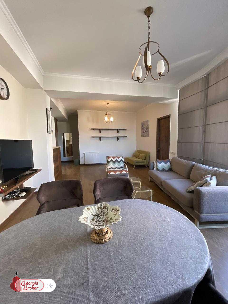 იყიდება ახალი გარემონტებული 3 ოთახიანი ბინა