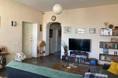 იყიდება ახალი გარემონტებული 2 ოთახიანი ბინა