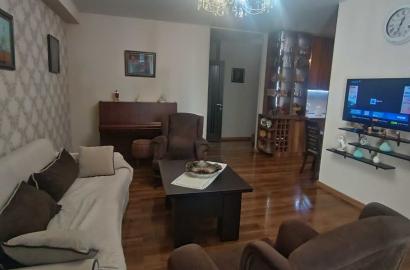 იყიდება ახალი გარემონტებული 3 ოთახიანი ბინა