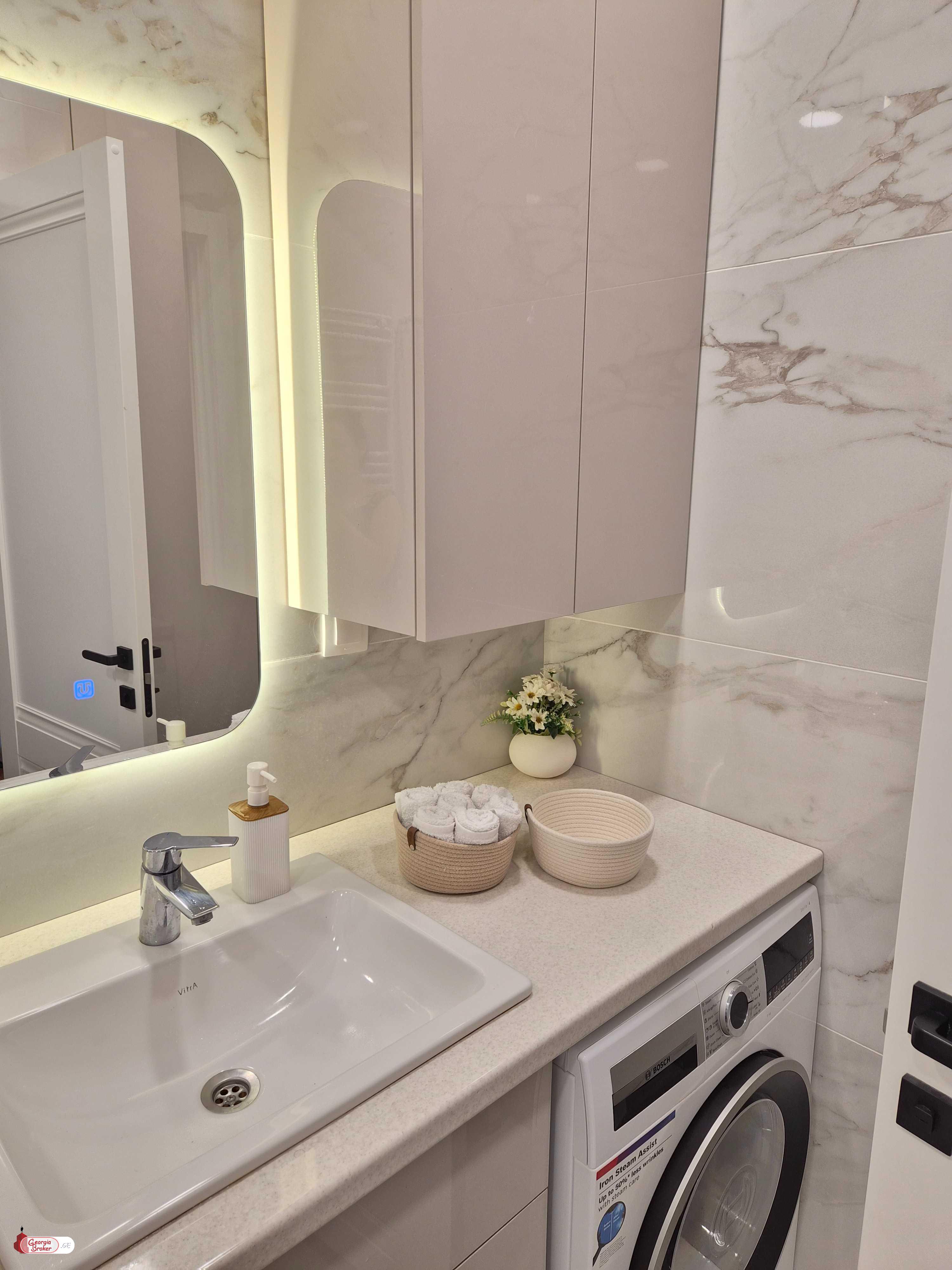 იყიდება ახალი გარემონტებული 3 ოთახიანი ბინა