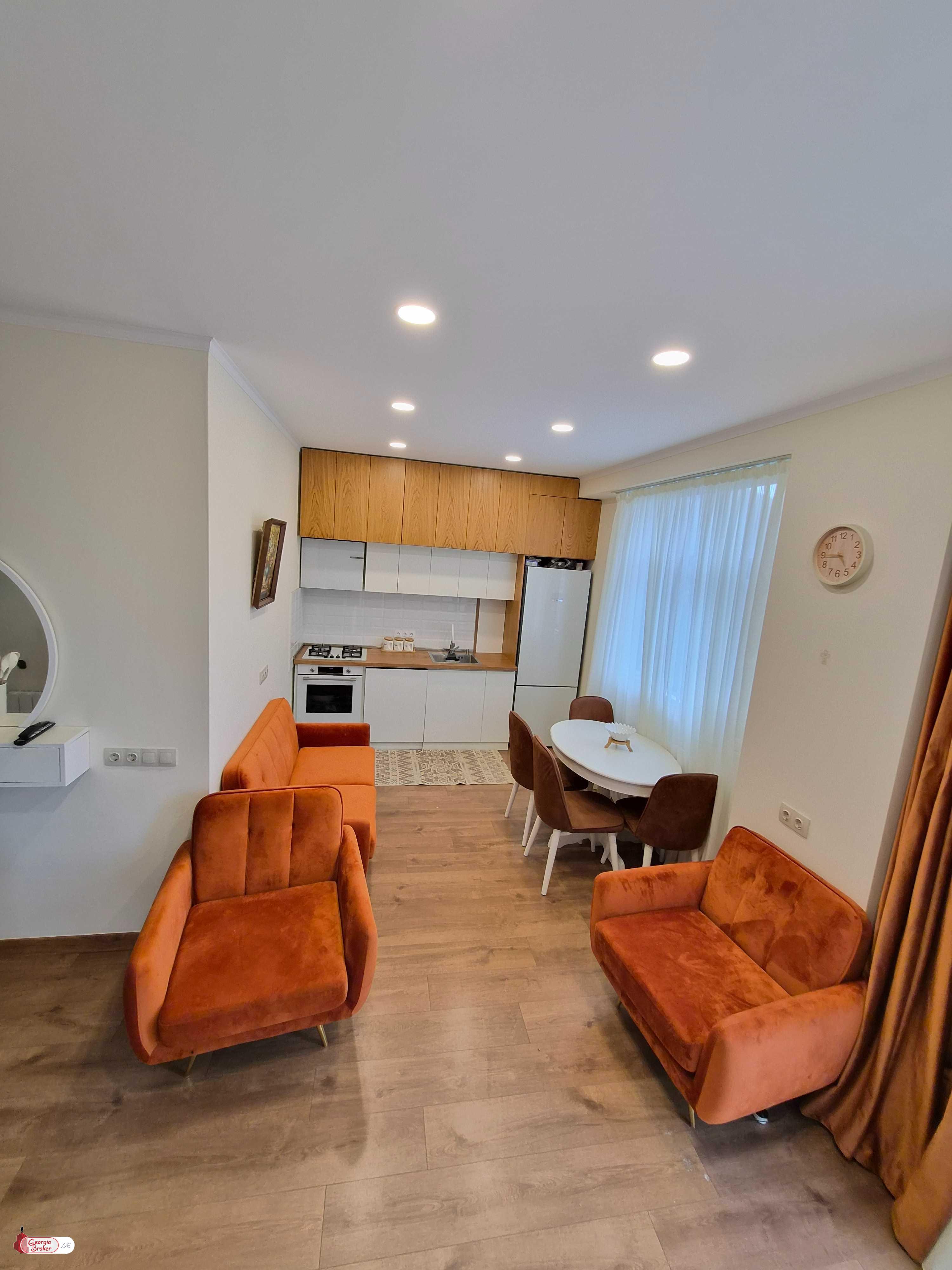 იყიდება ახალი გარემონტებული 3 ოთახიანი ბინა