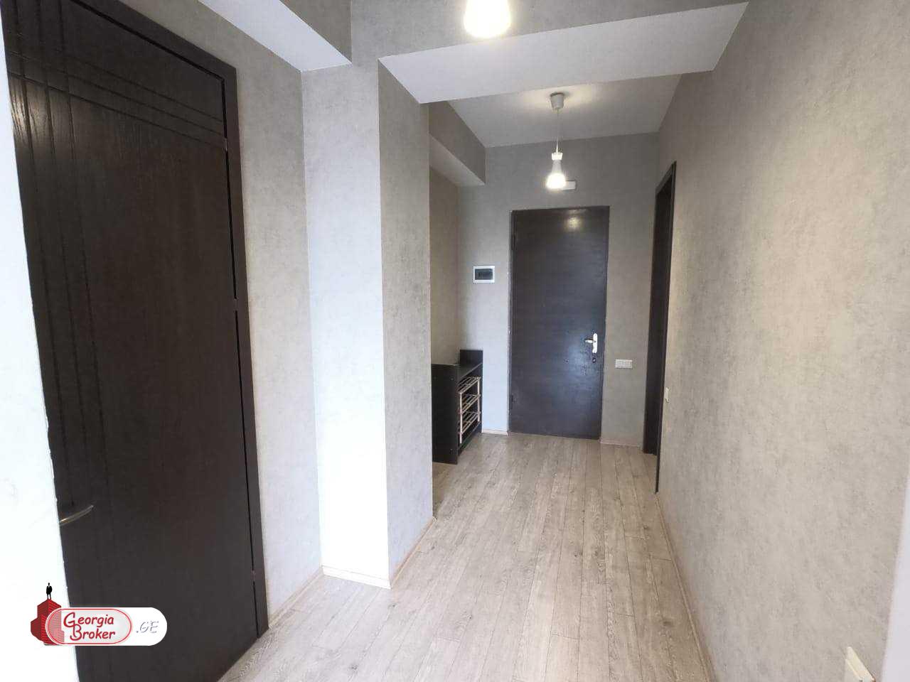 продается квартира с новым ремонтом 2-комнаты