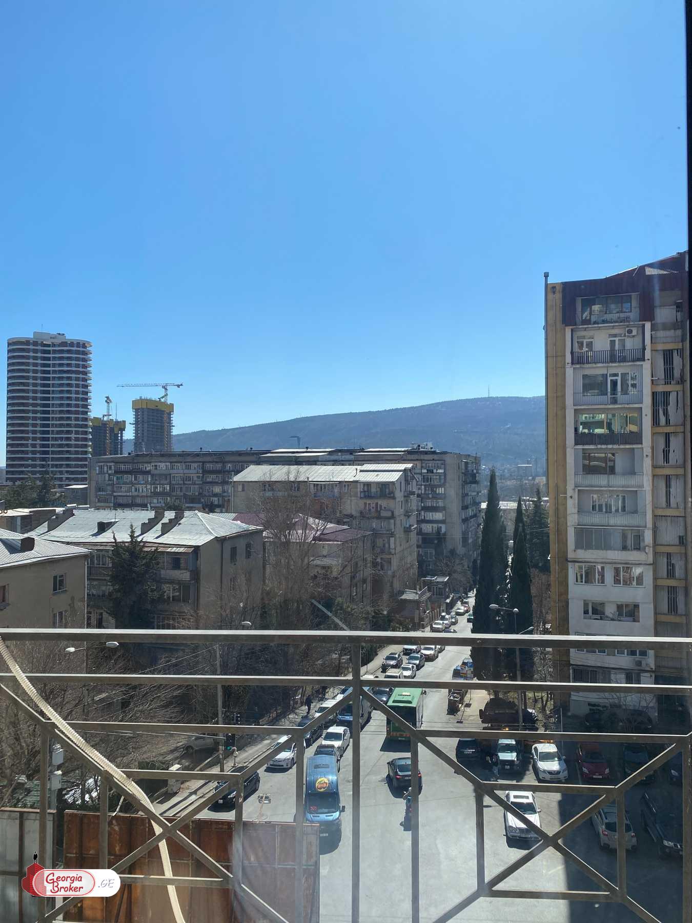 nearly repaired 4-room apartment for sale