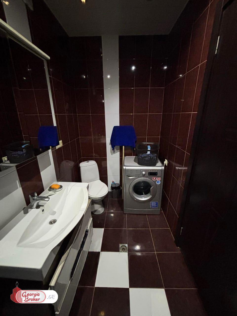 nearly repaired 3-room apartment for sale