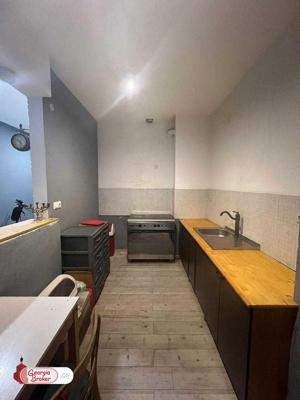 nearly repaired 4-room apartment for sale