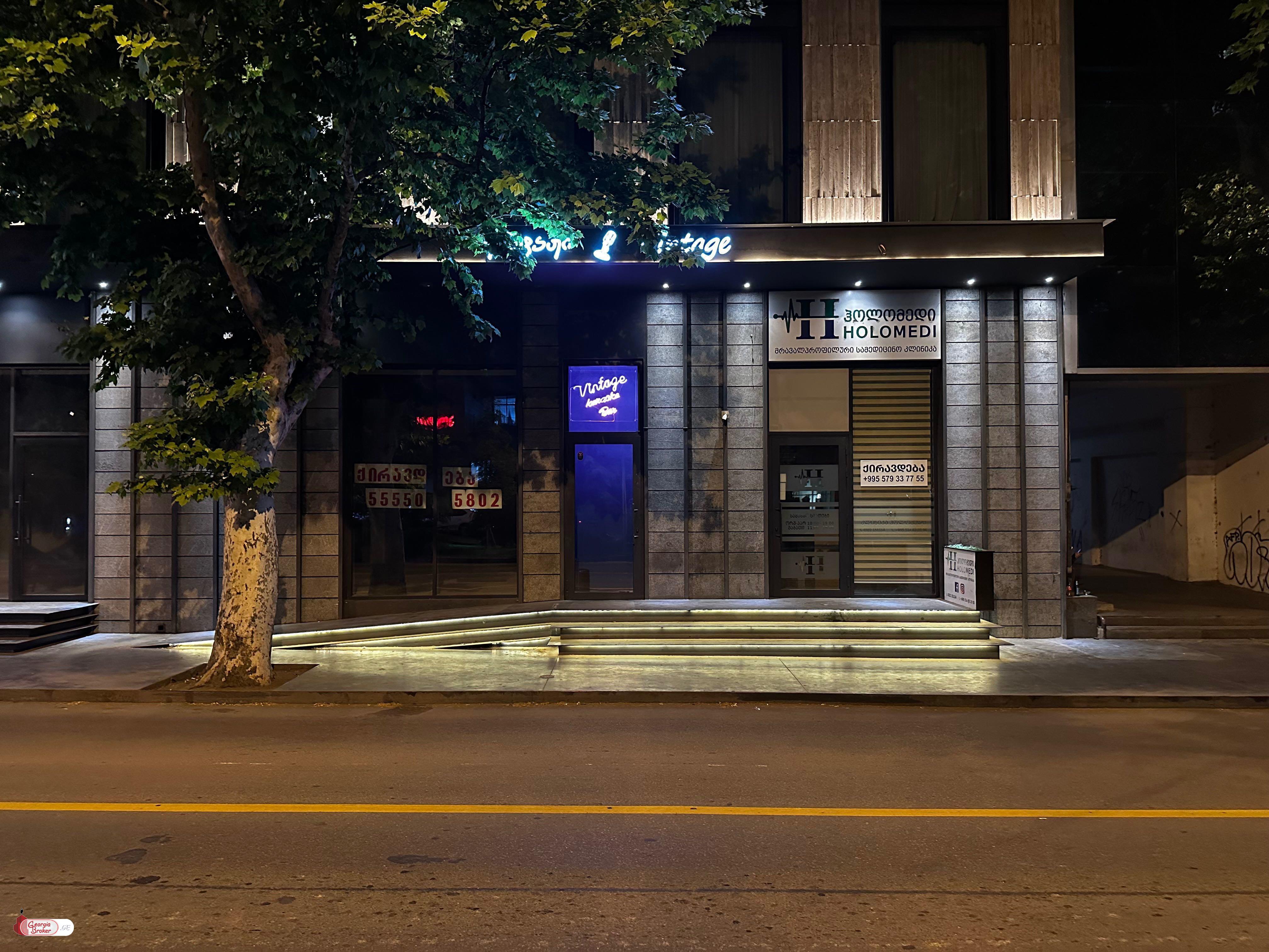 იყიდება ახალი გარემონტებული საოფისე ფართი