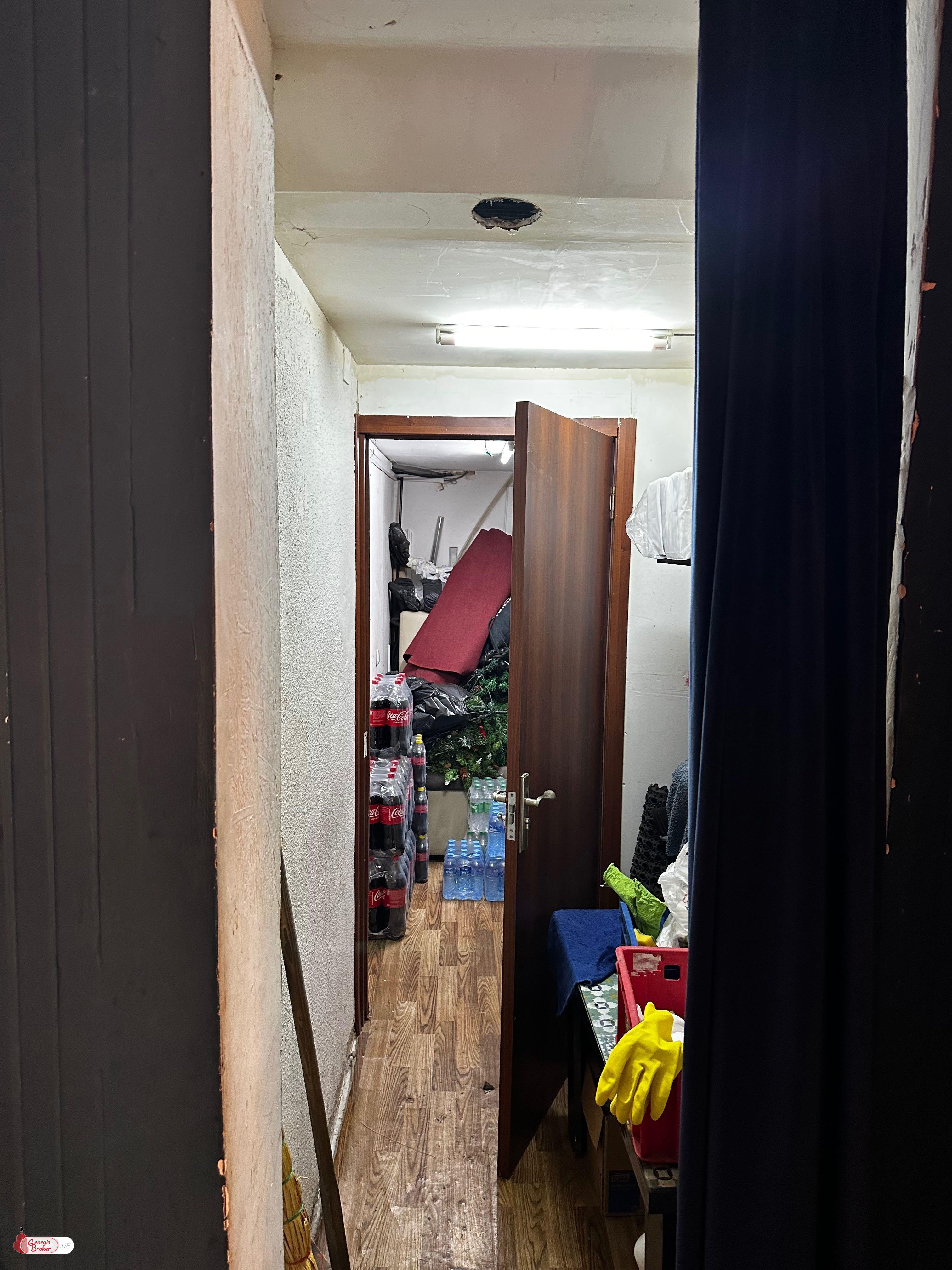 იყიდება ახალი გარემონტებული საოფისე ფართი