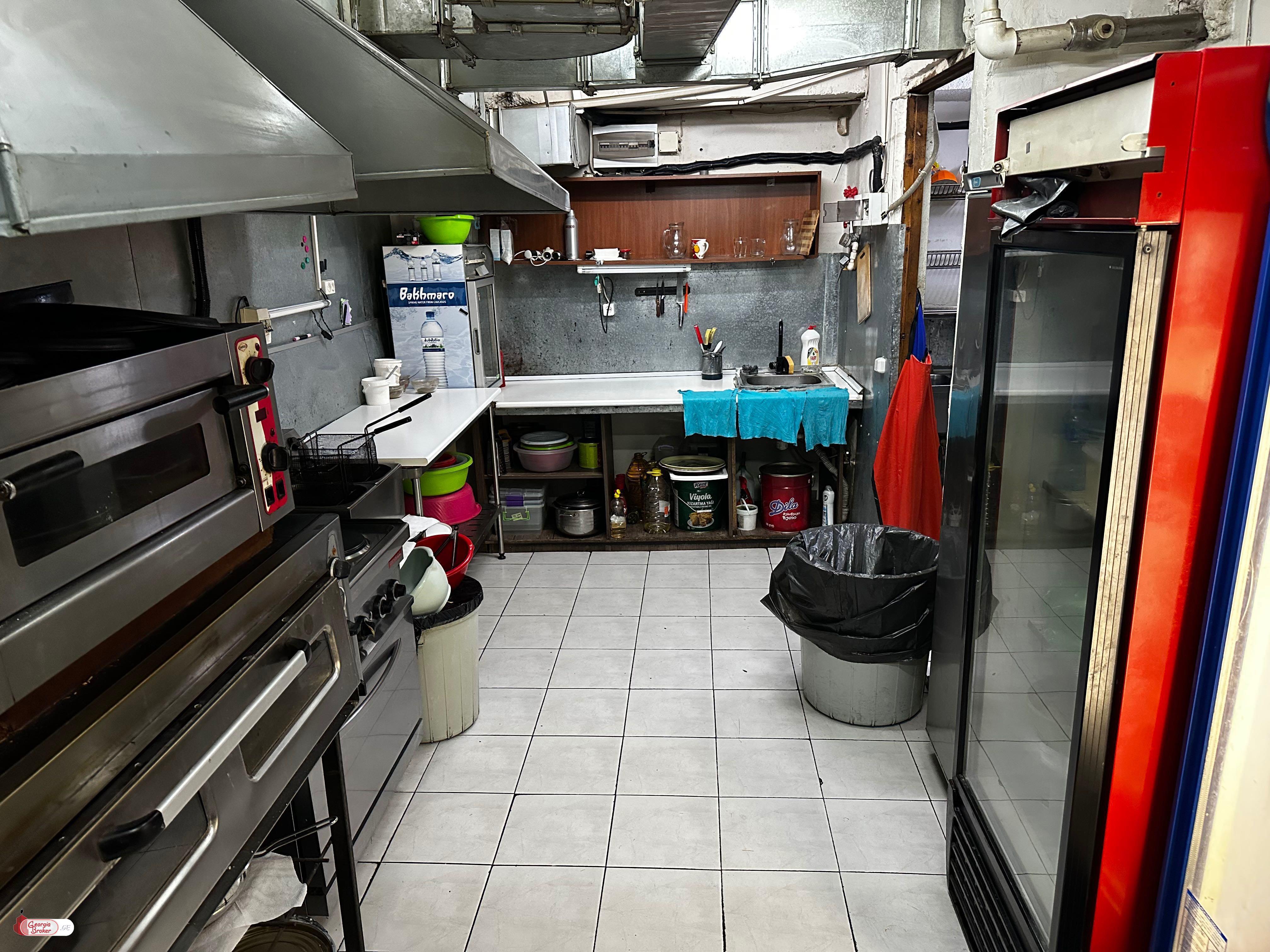 იყიდება ახალი გარემონტებული საოფისე ფართი