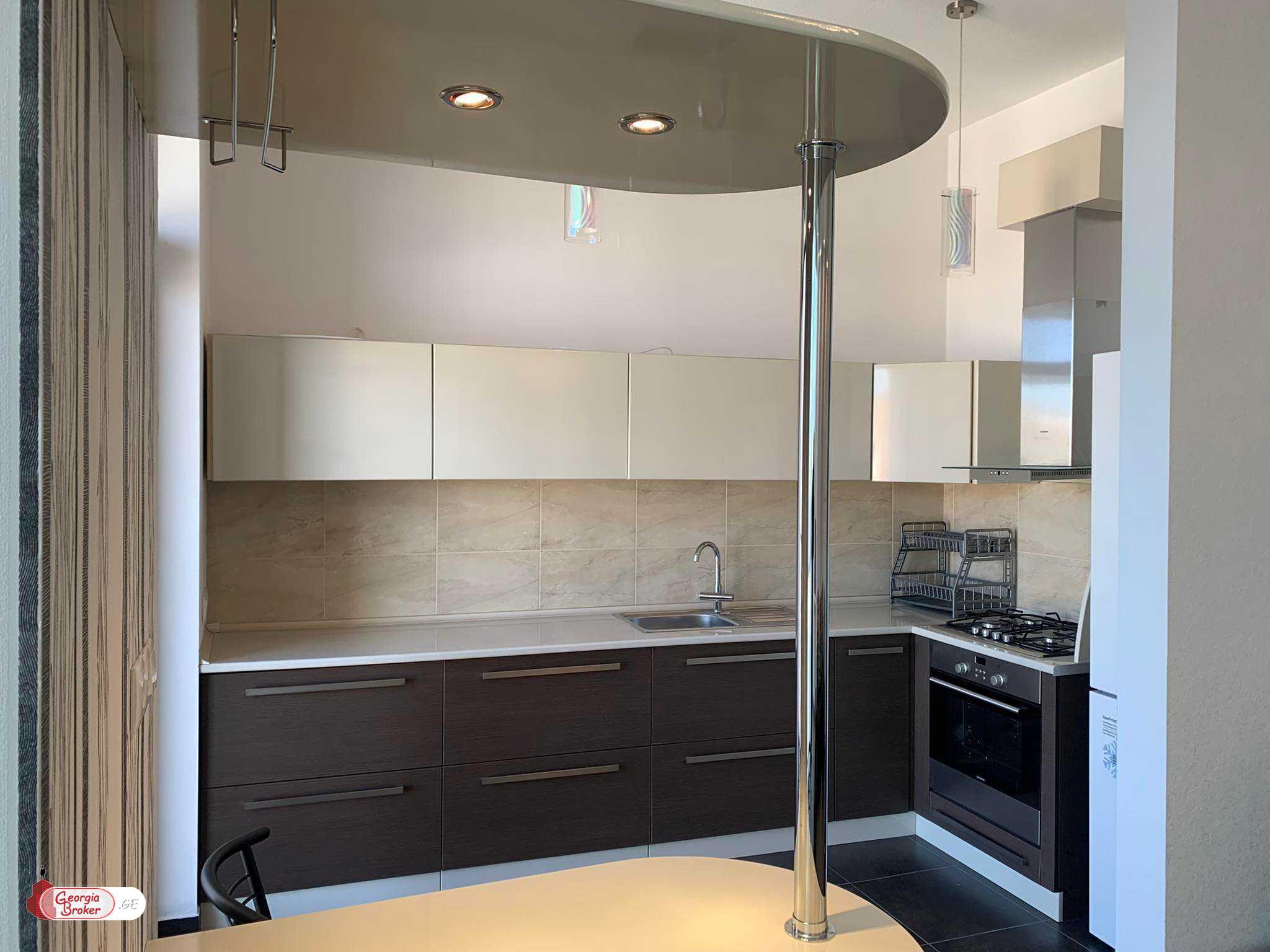 იყიდება ახალი გარემონტებული 3 ოთახიანი ბინა