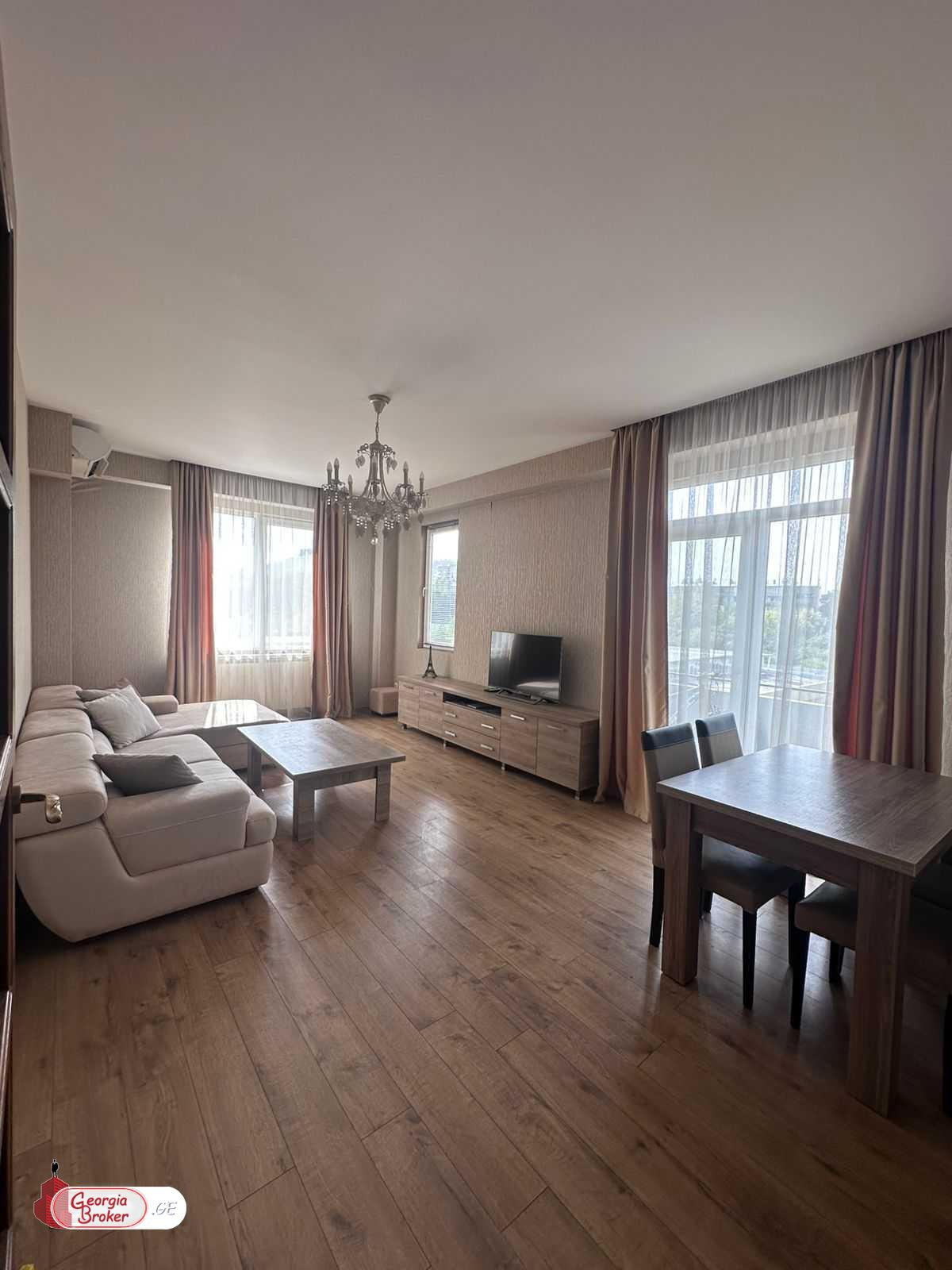 იყიდება ახალი გარემონტებული 3 ოთახიანი ბინა