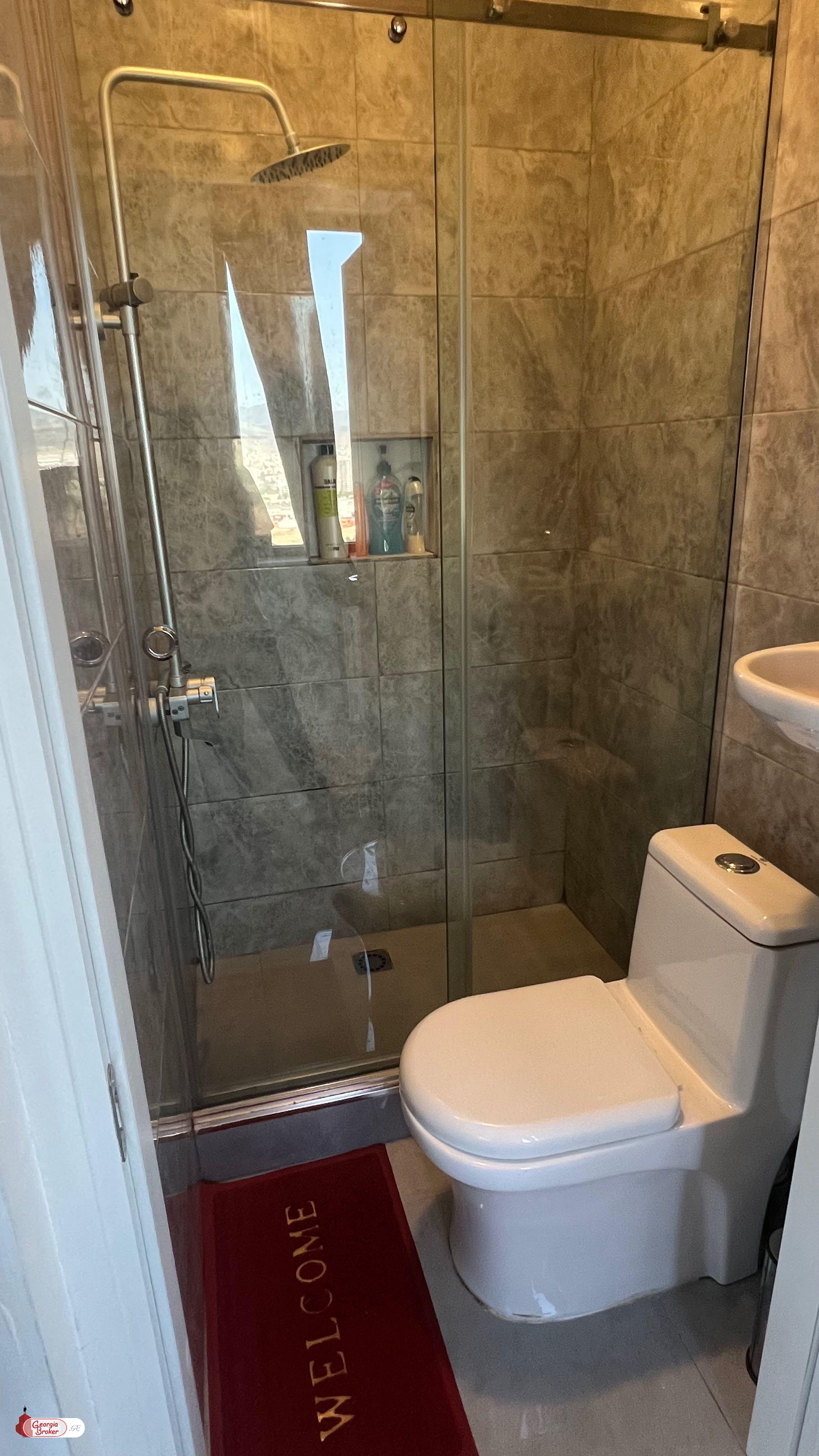 nearly repaired 5-room apartment for sale