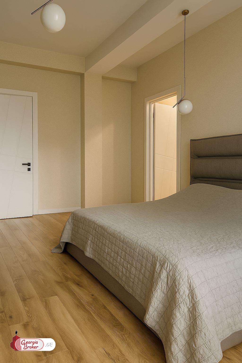 nearly repaired 8-room house for sale