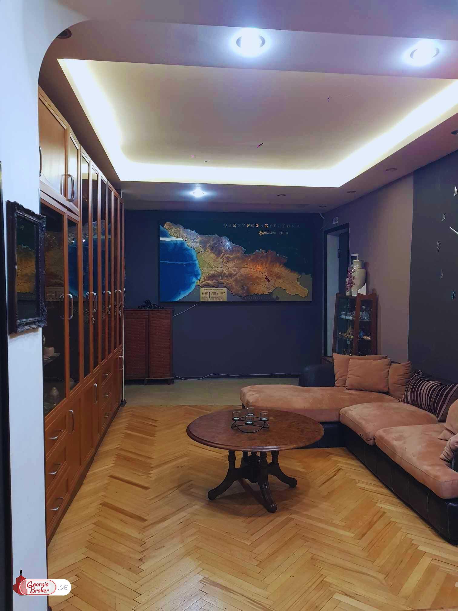 nearly repaired 4-room apartment for sale