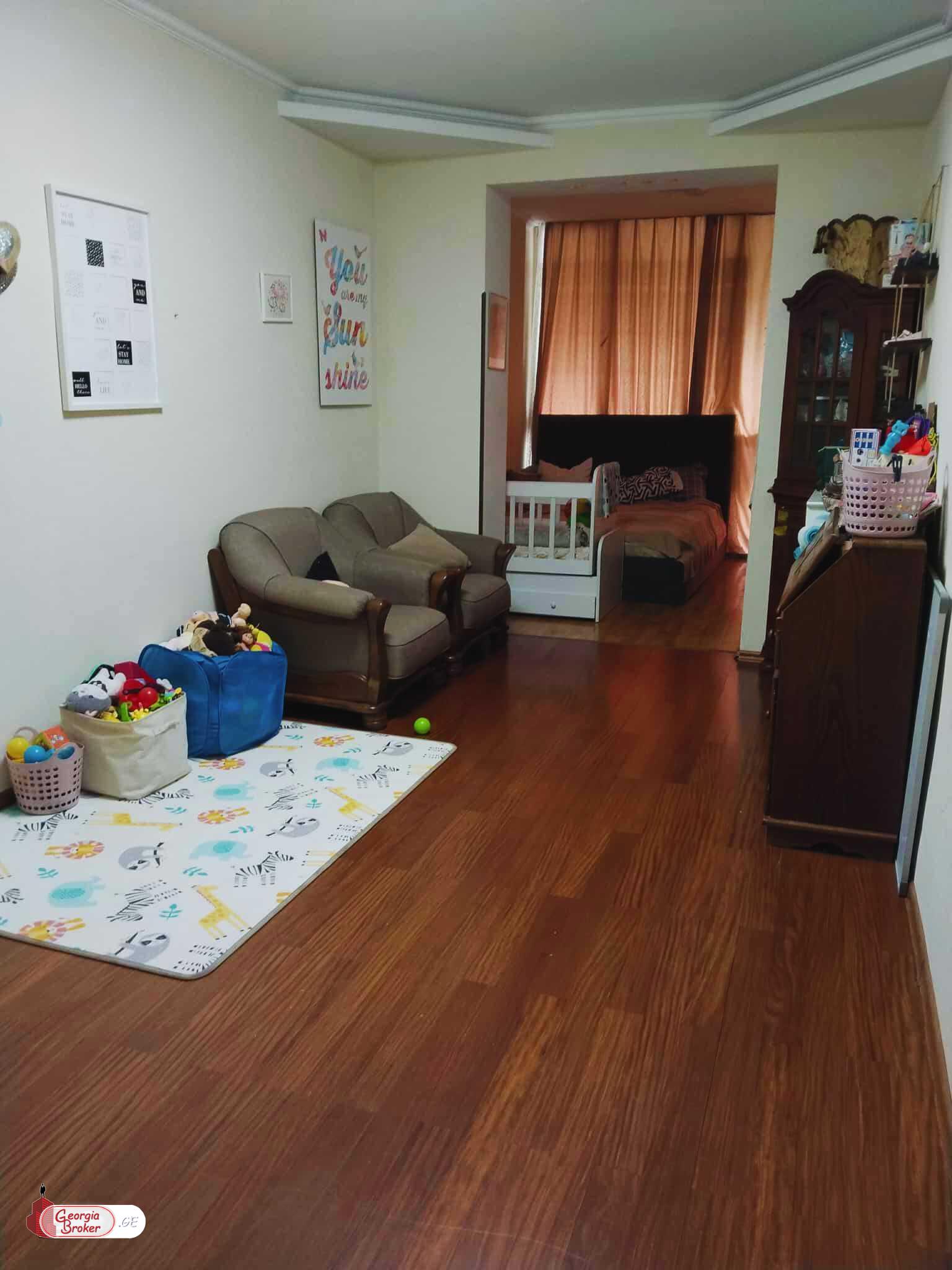 nearly repaired 4-room apartment for sale