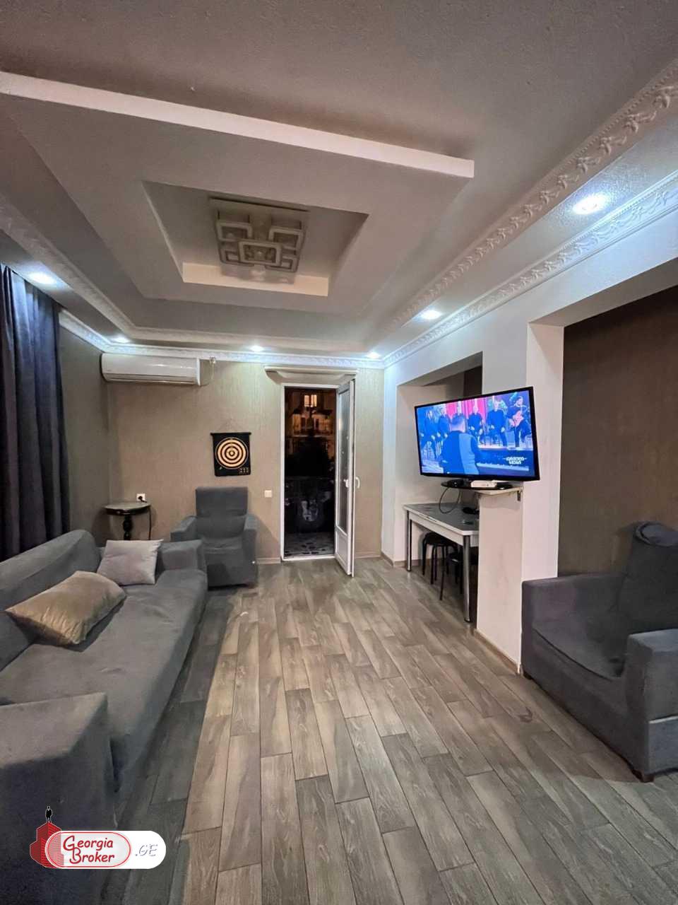 nearly repaired 4-room apartment for sale