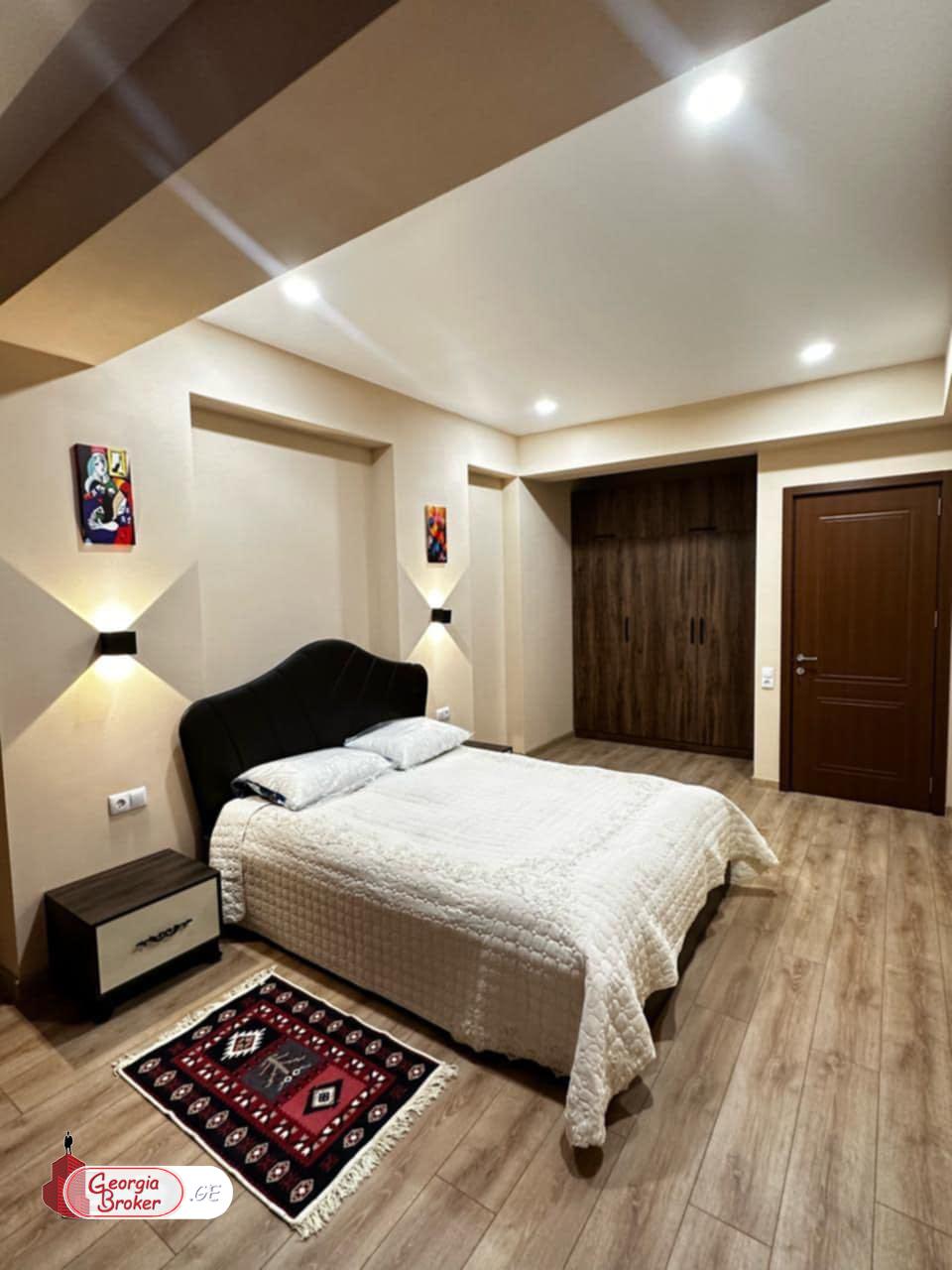 იყიდება ახალი გარემონტებული 3 ოთახიანი ბინა