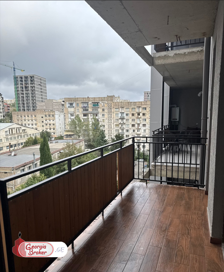 nearly repaired 2-room apartment for sale