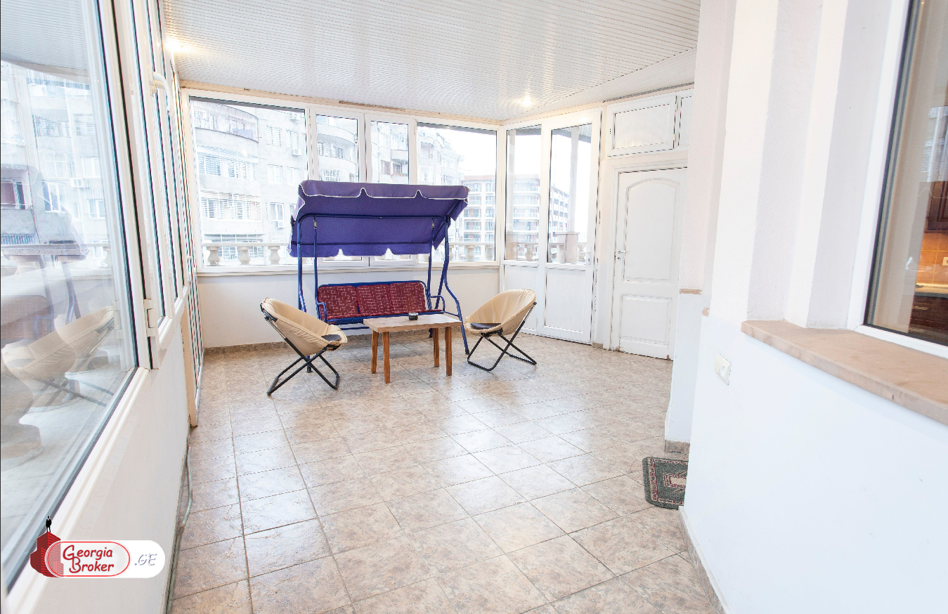 ქირავდება ახალი გარემონტებული 6 ოთახიანი ბინა