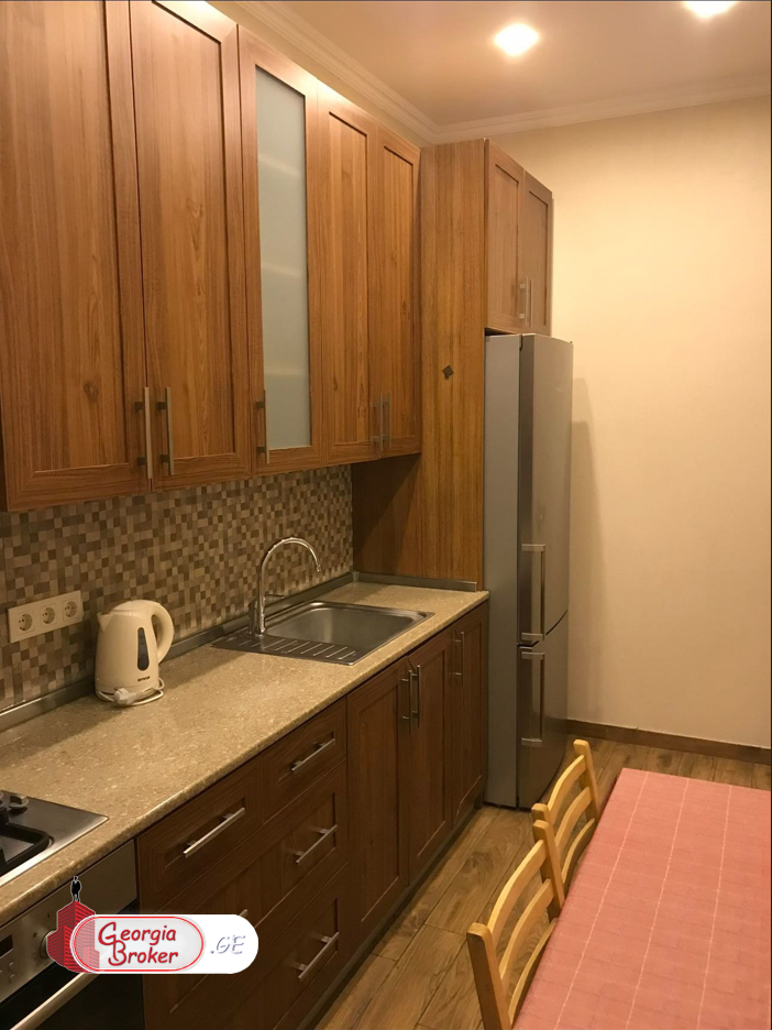 nearly repaired 3-room apartment for sale